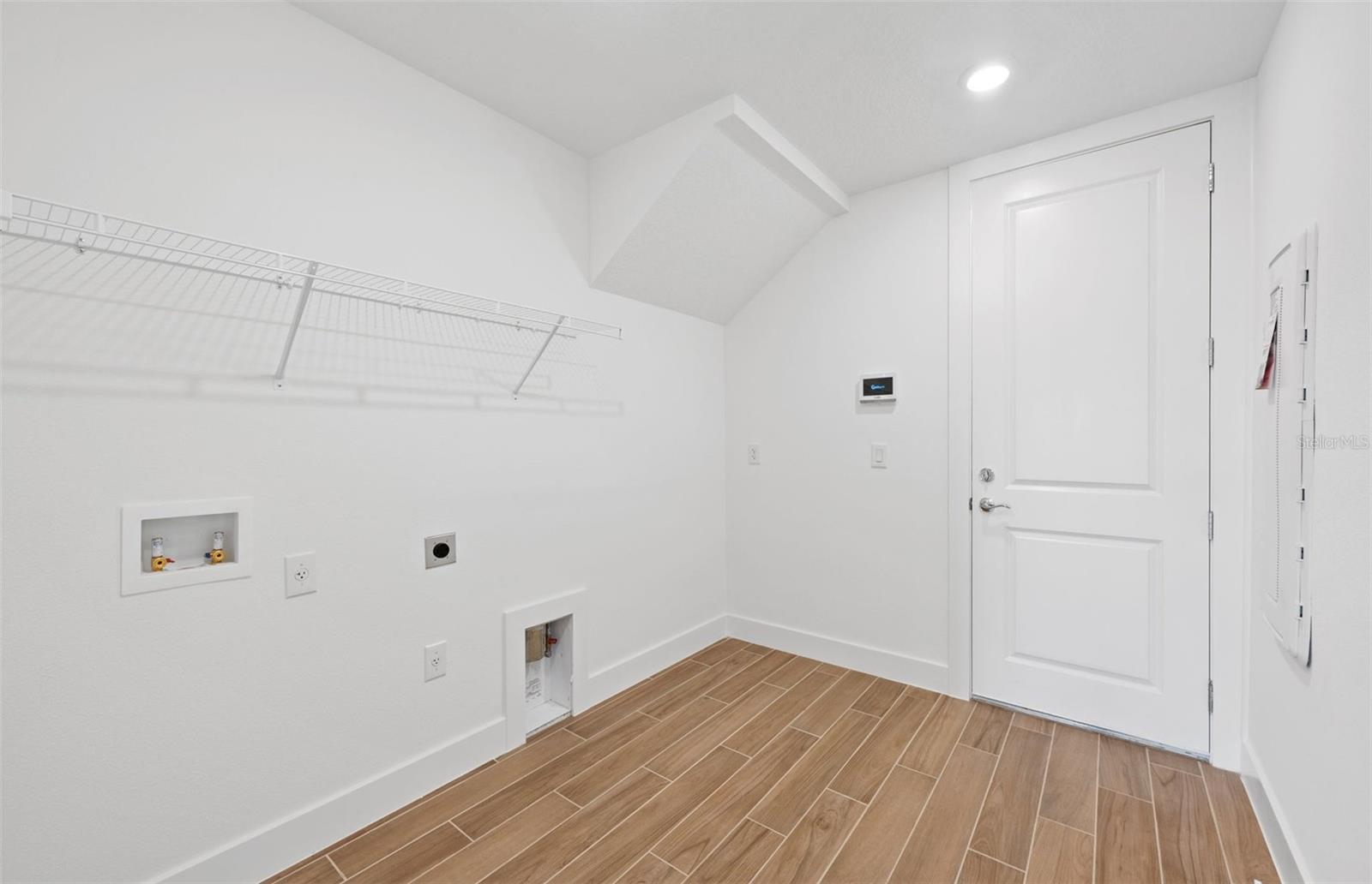 Image 19 of 32 For 37864 Gunnison Drive