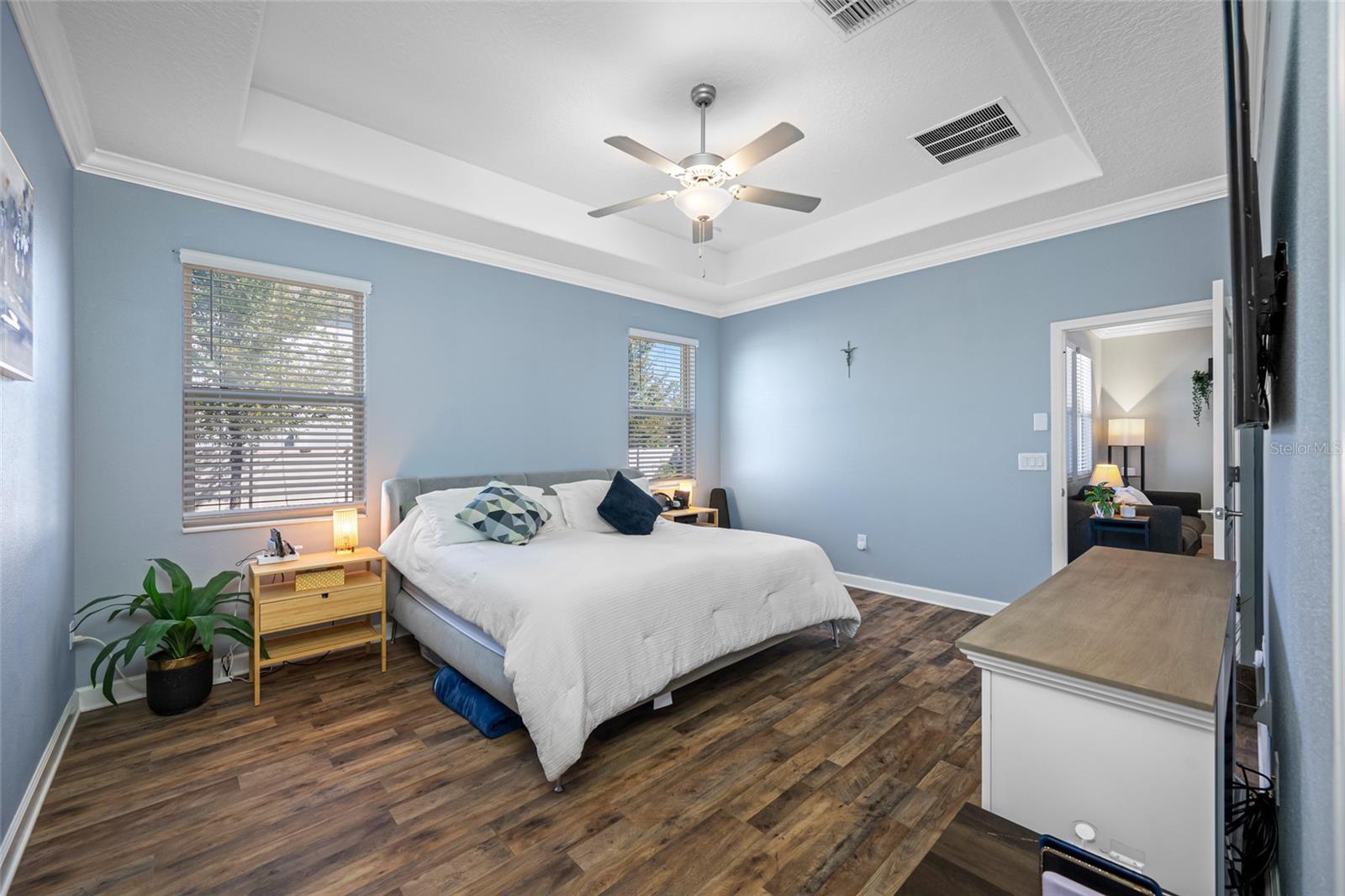 Image 21 of 73 For 9205 Shadyside Lane