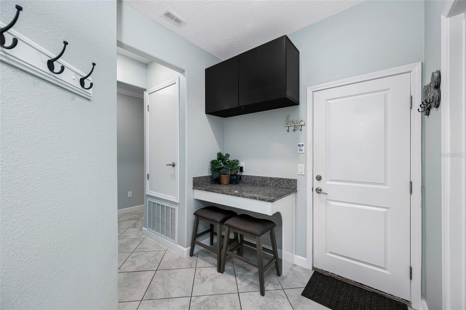 Image 34 of 73 For 9205 Shadyside Lane