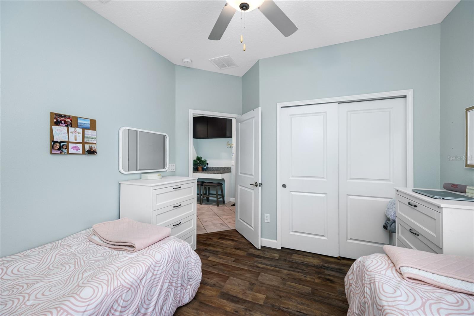 Image 35 of 73 For 9205 Shadyside Lane