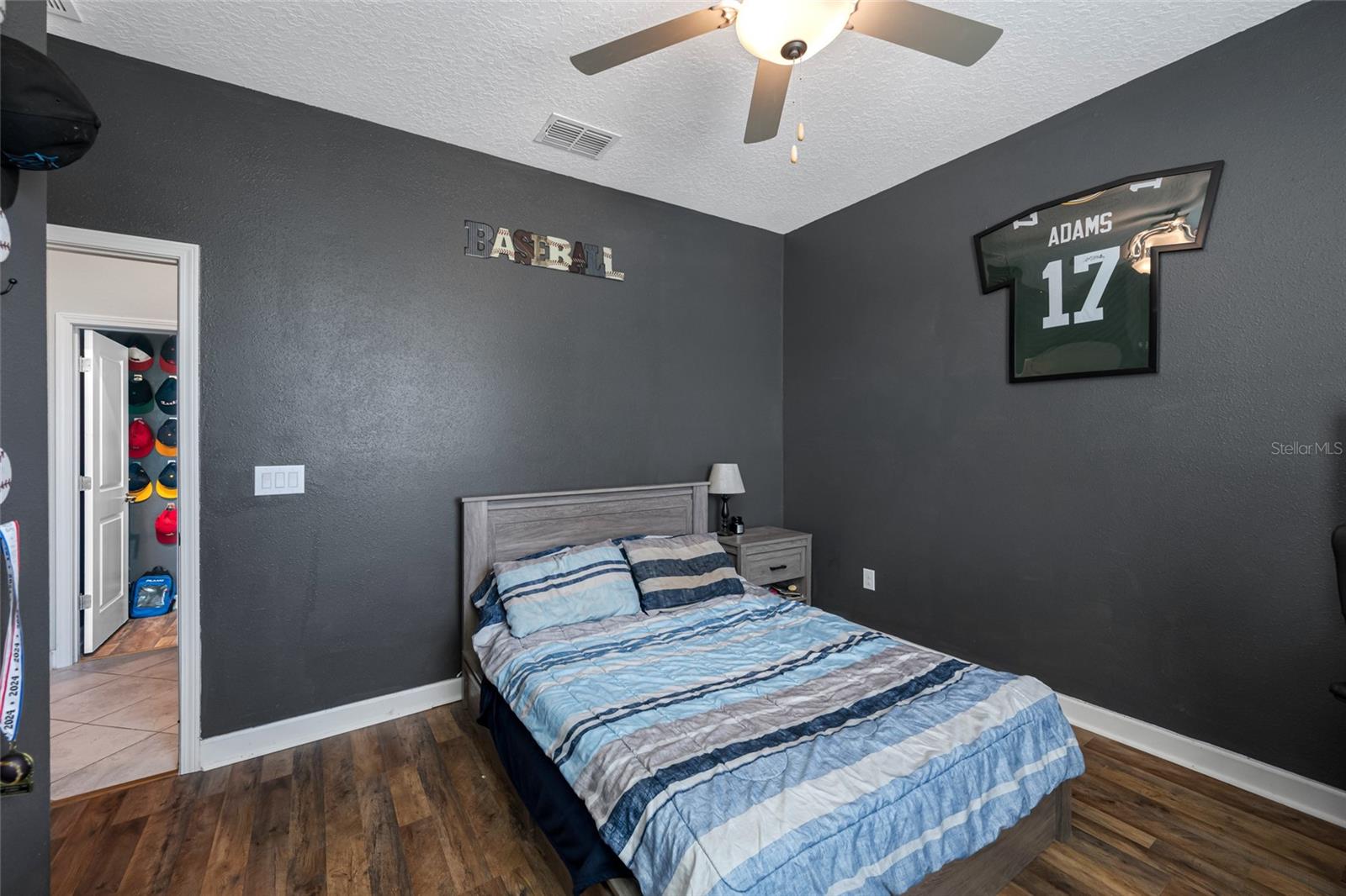 Image 39 of 73 For 9205 Shadyside Lane