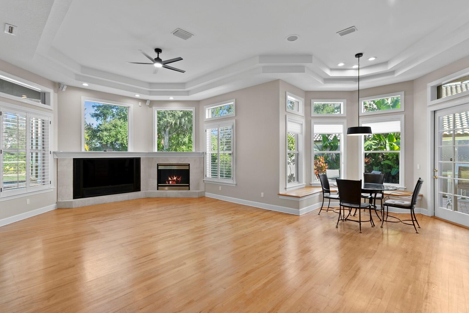 Image 11 of 80 For 6441 Renwick Circle