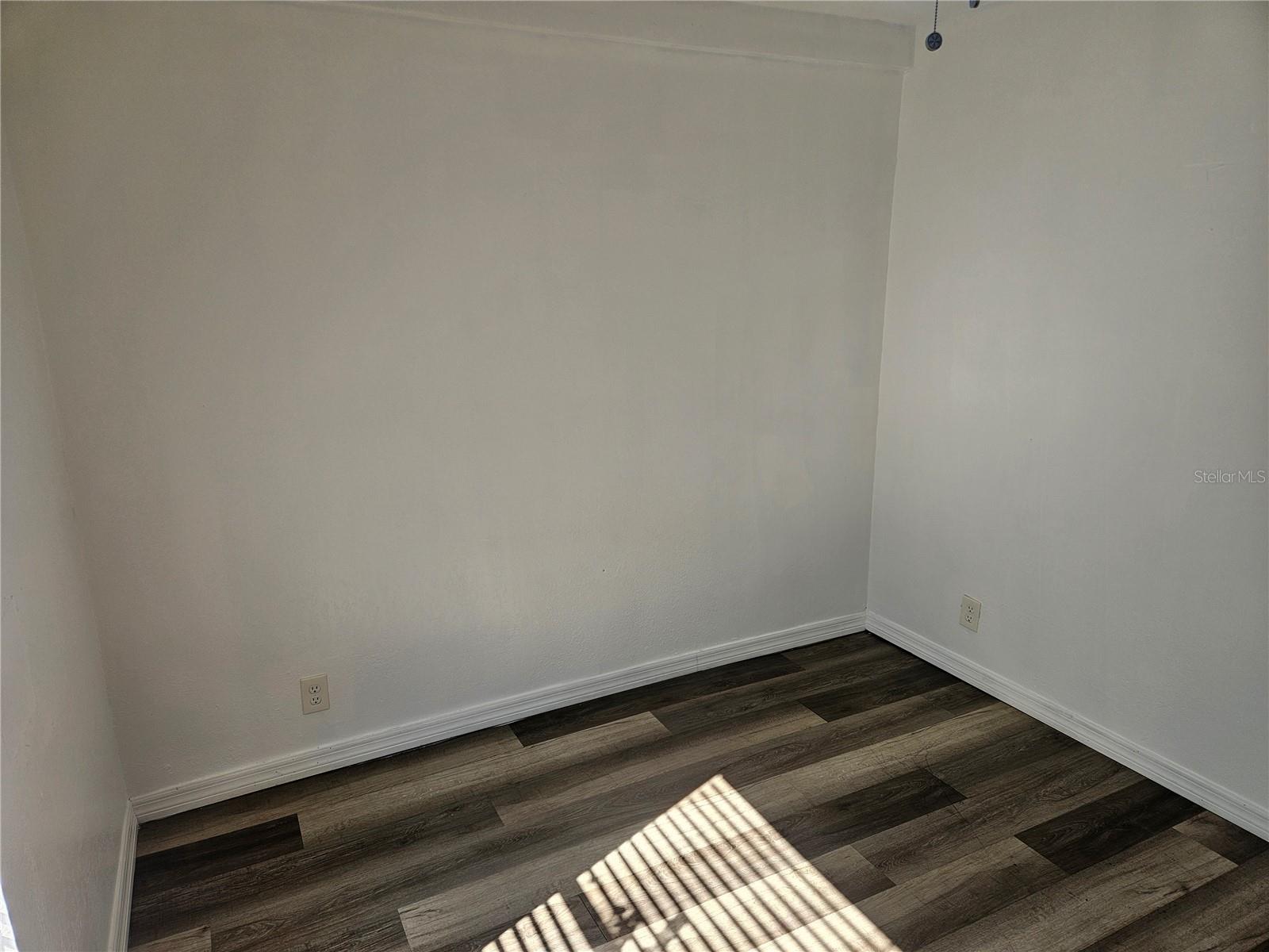 Image 13 of 23 For 3450 17th Avenue S