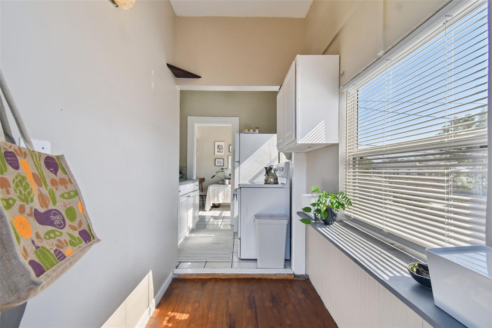 Image 18 of 48 For 2445 2nd Avenue N 4