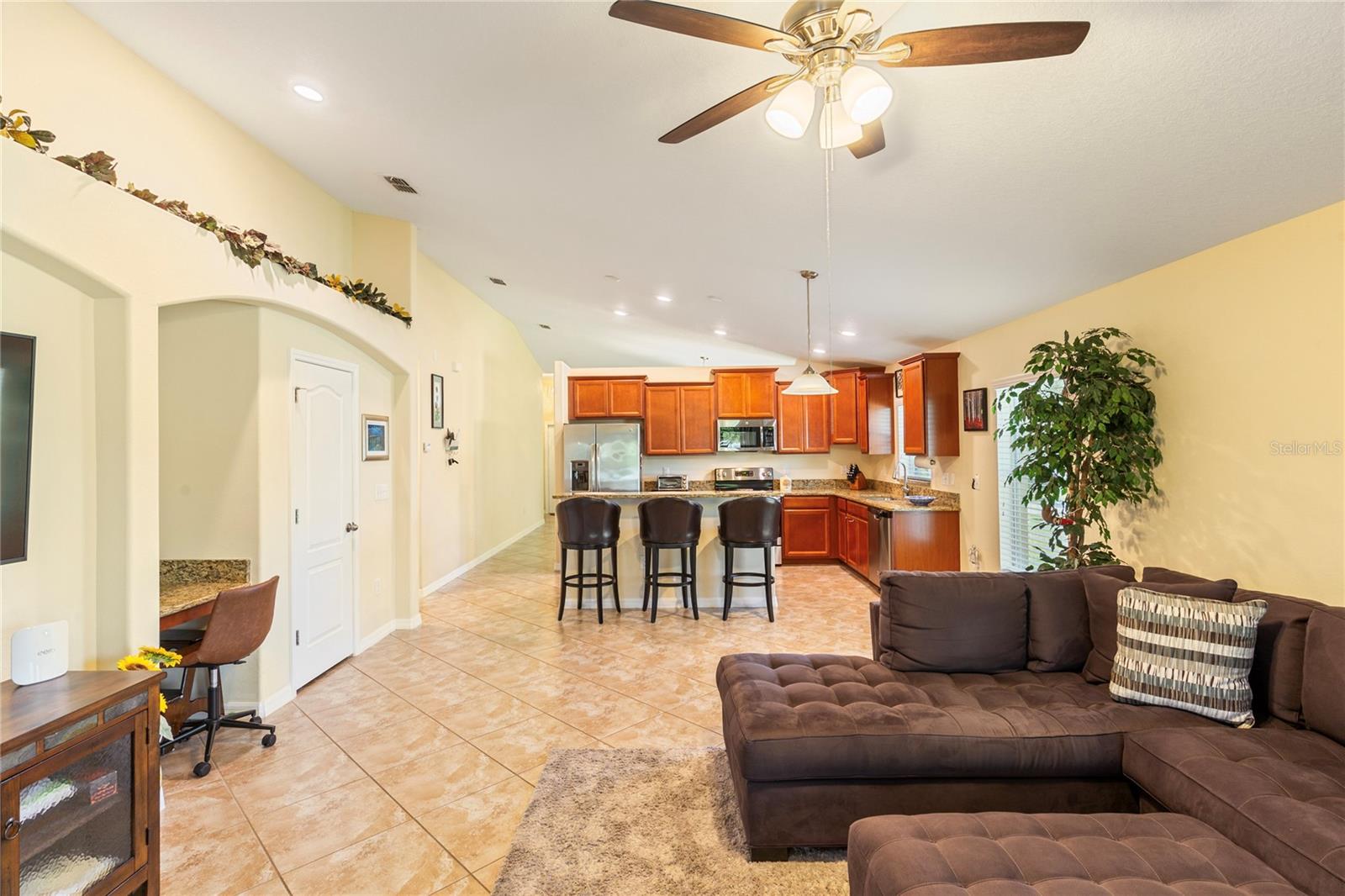 Image 13 of 43 For 10111 Penwood Way