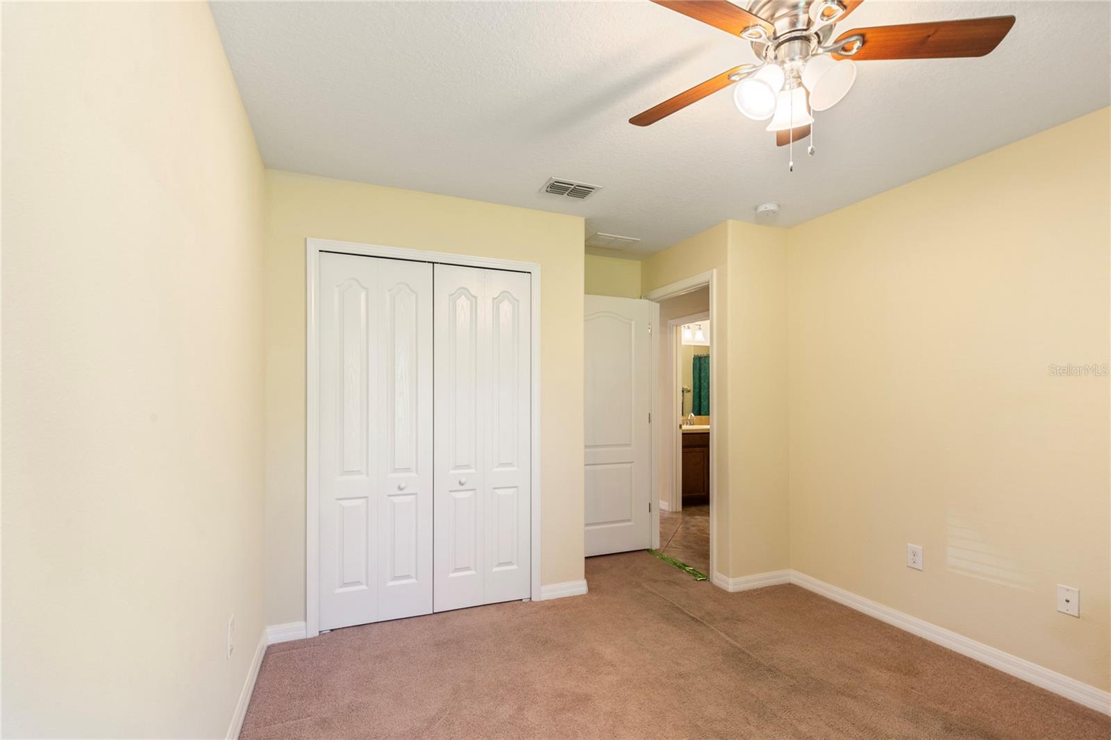 Image 17 of 43 For 10111 Penwood Way