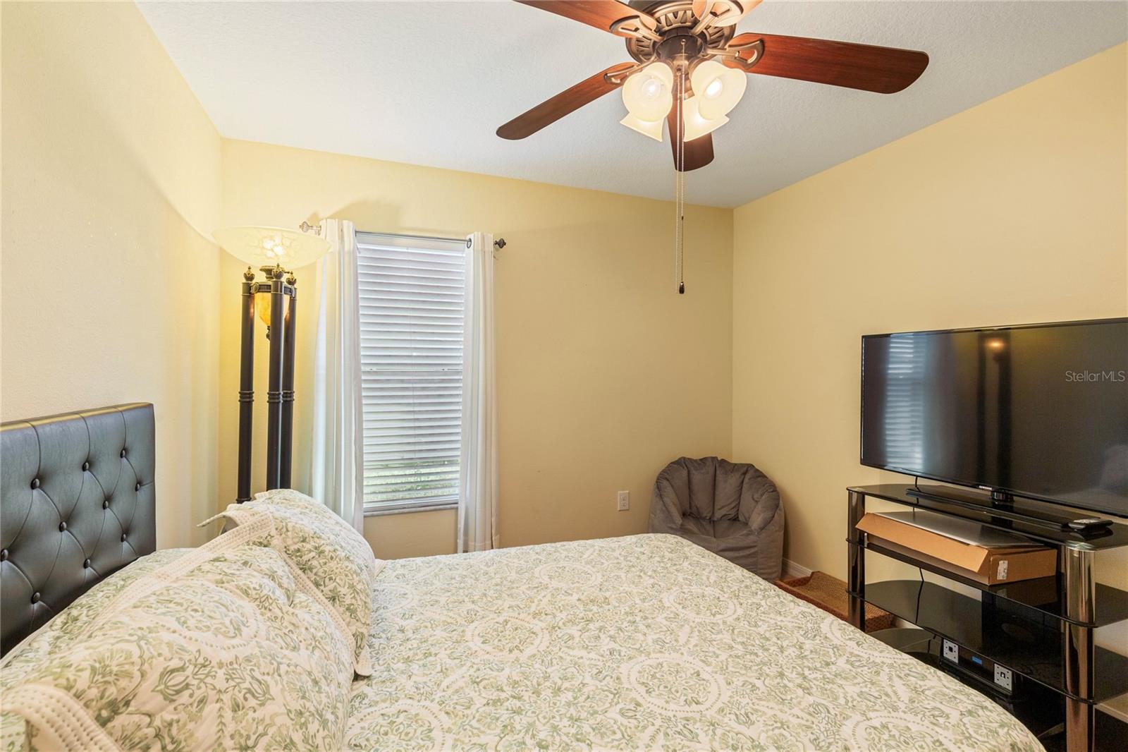 Image 21 of 43 For 10111 Penwood Way