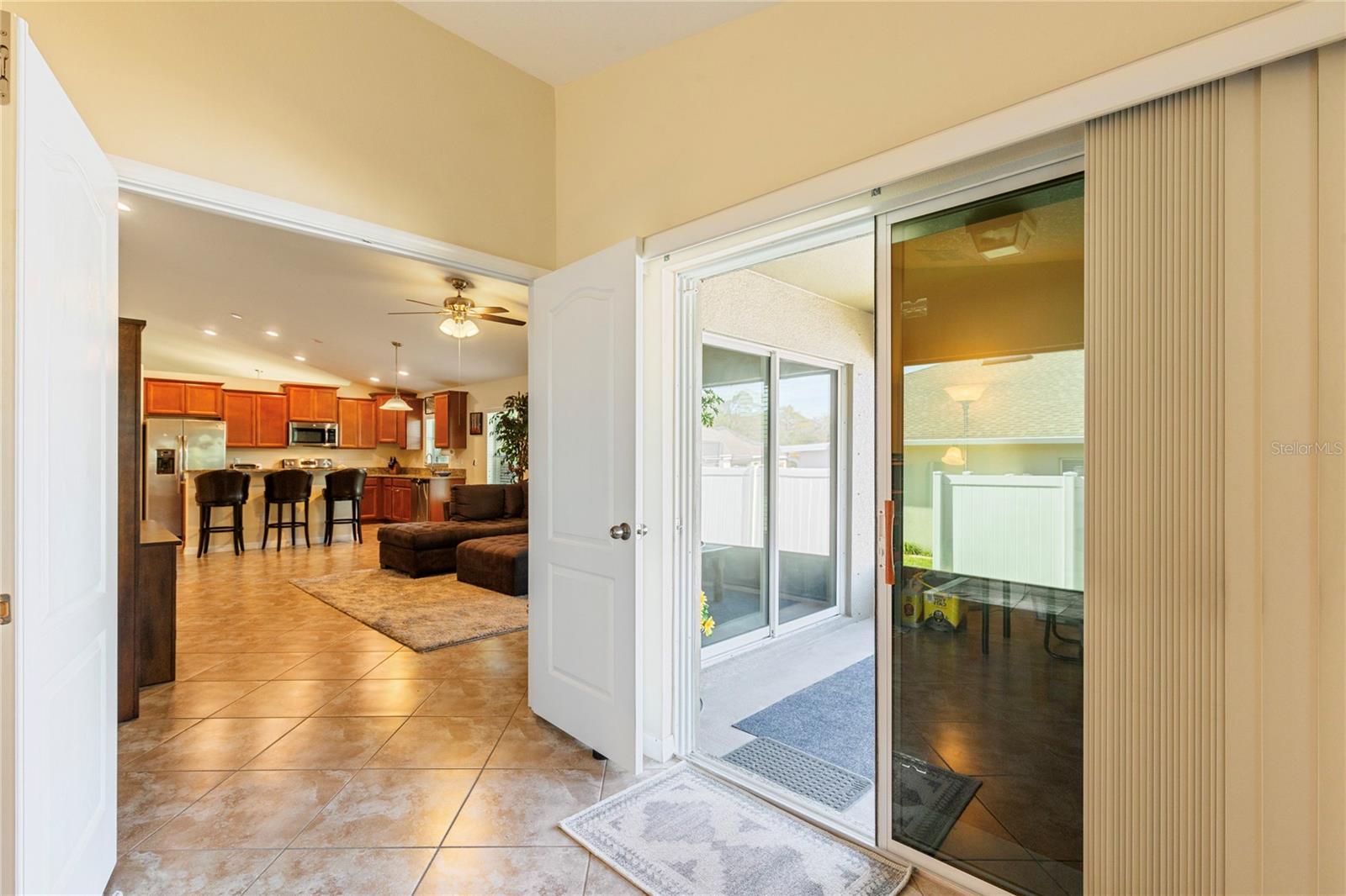 Image 31 of 43 For 10111 Penwood Way