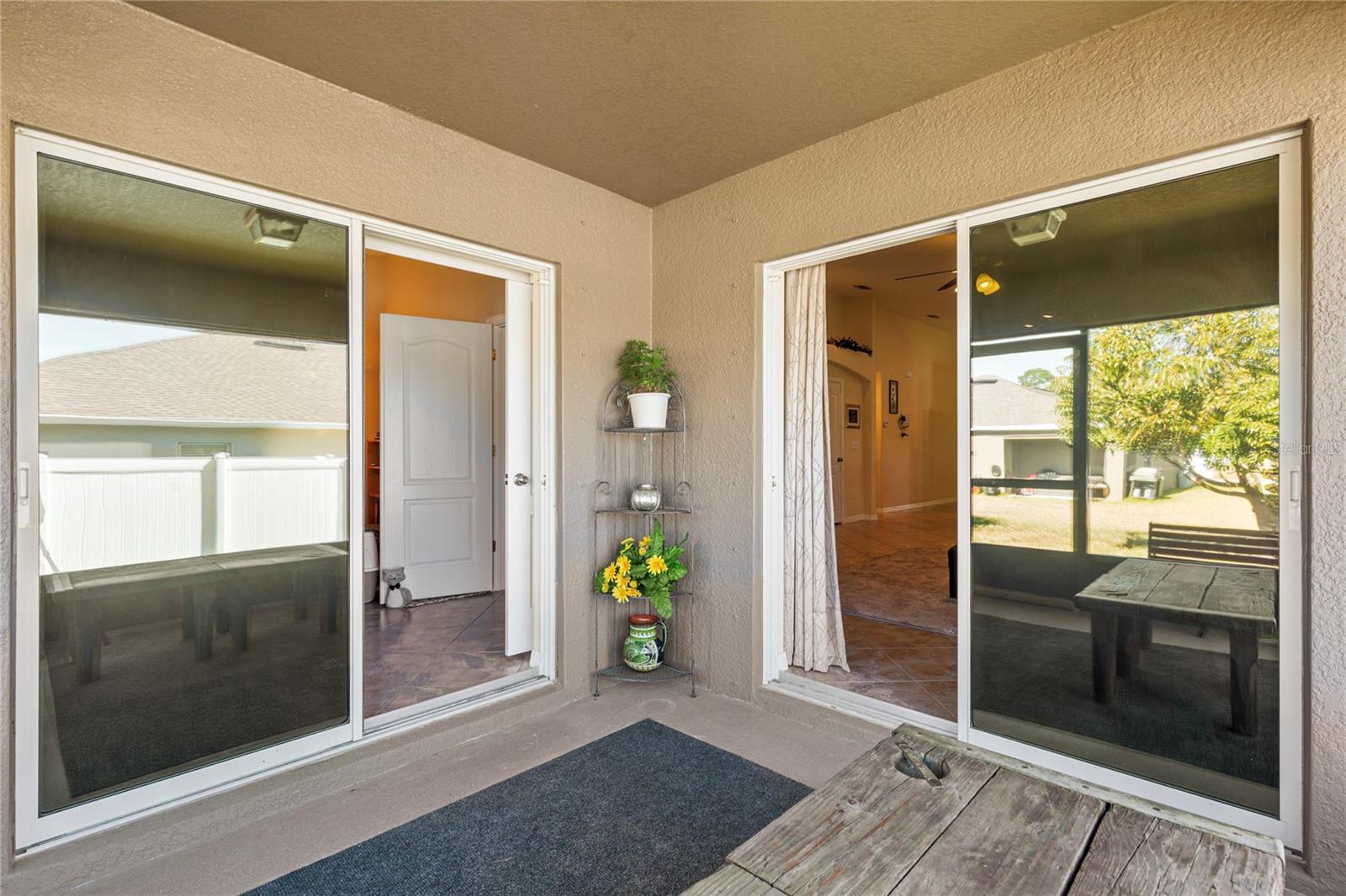 Image 33 of 43 For 10111 Penwood Way