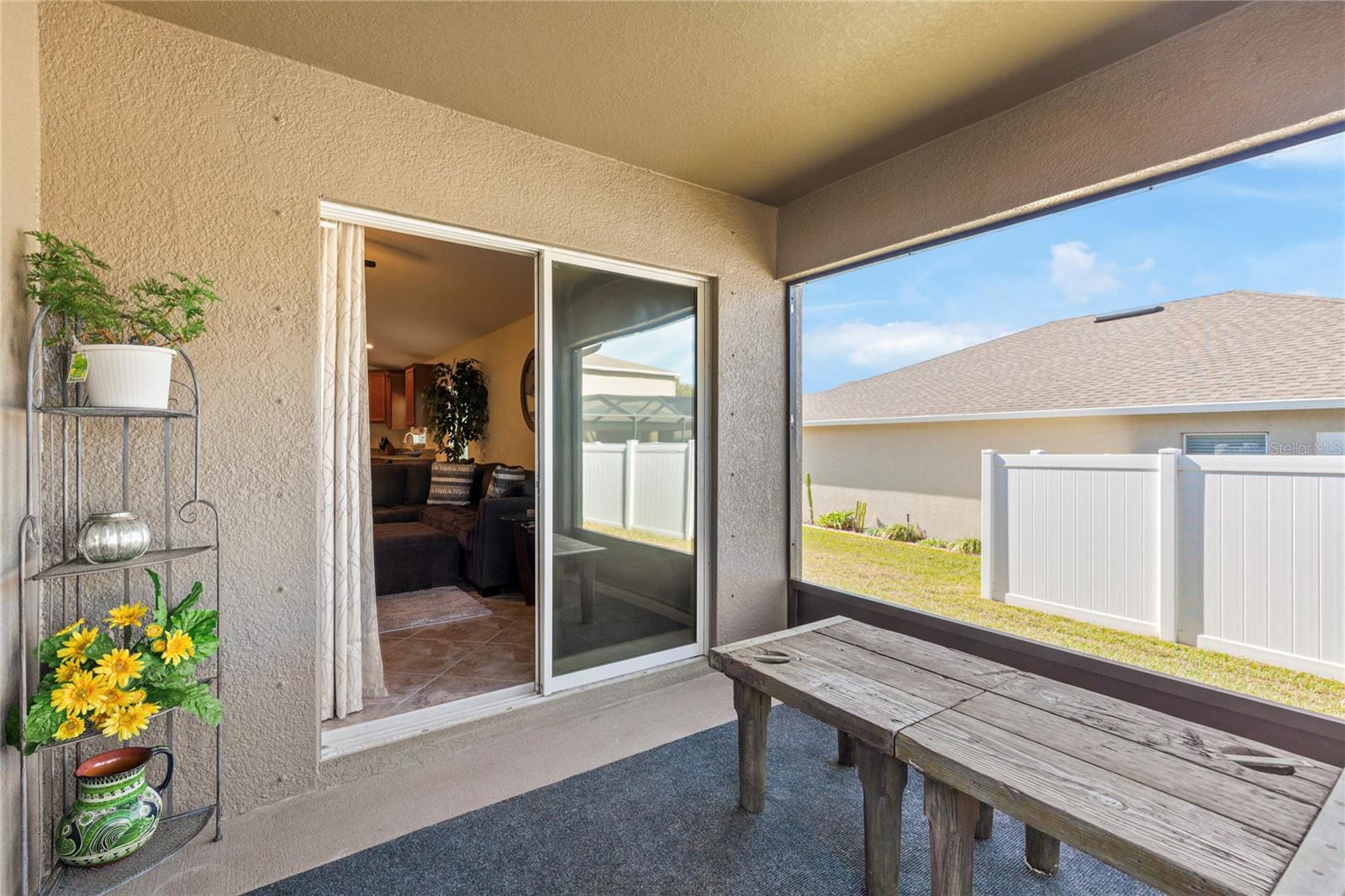 Image 36 of 43 For 10111 Penwood Way