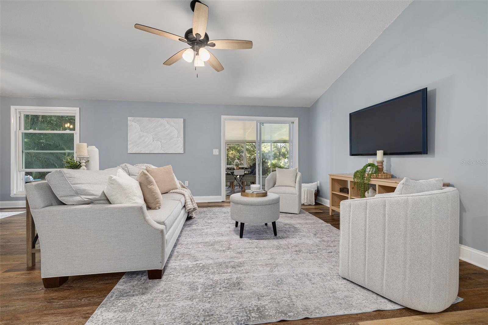 Image 3 of 31 For 271 Sweetgum Court