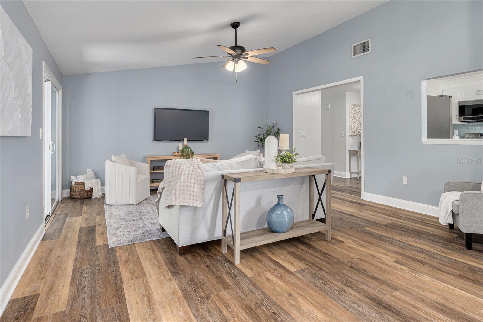 Image 4 of 31 For 271 Sweetgum Court