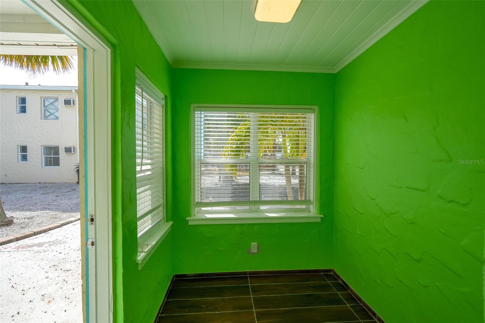 Image 4 of 32 For 115 145th Avenue E 3