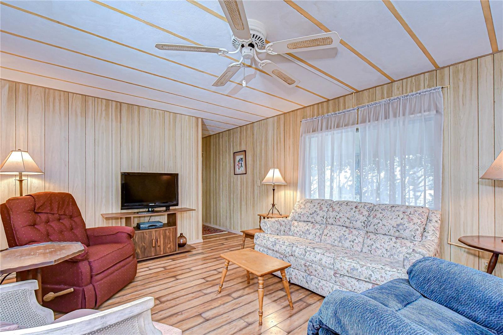 Image 15 of 38 For 35023 Zephyr Shores Drive