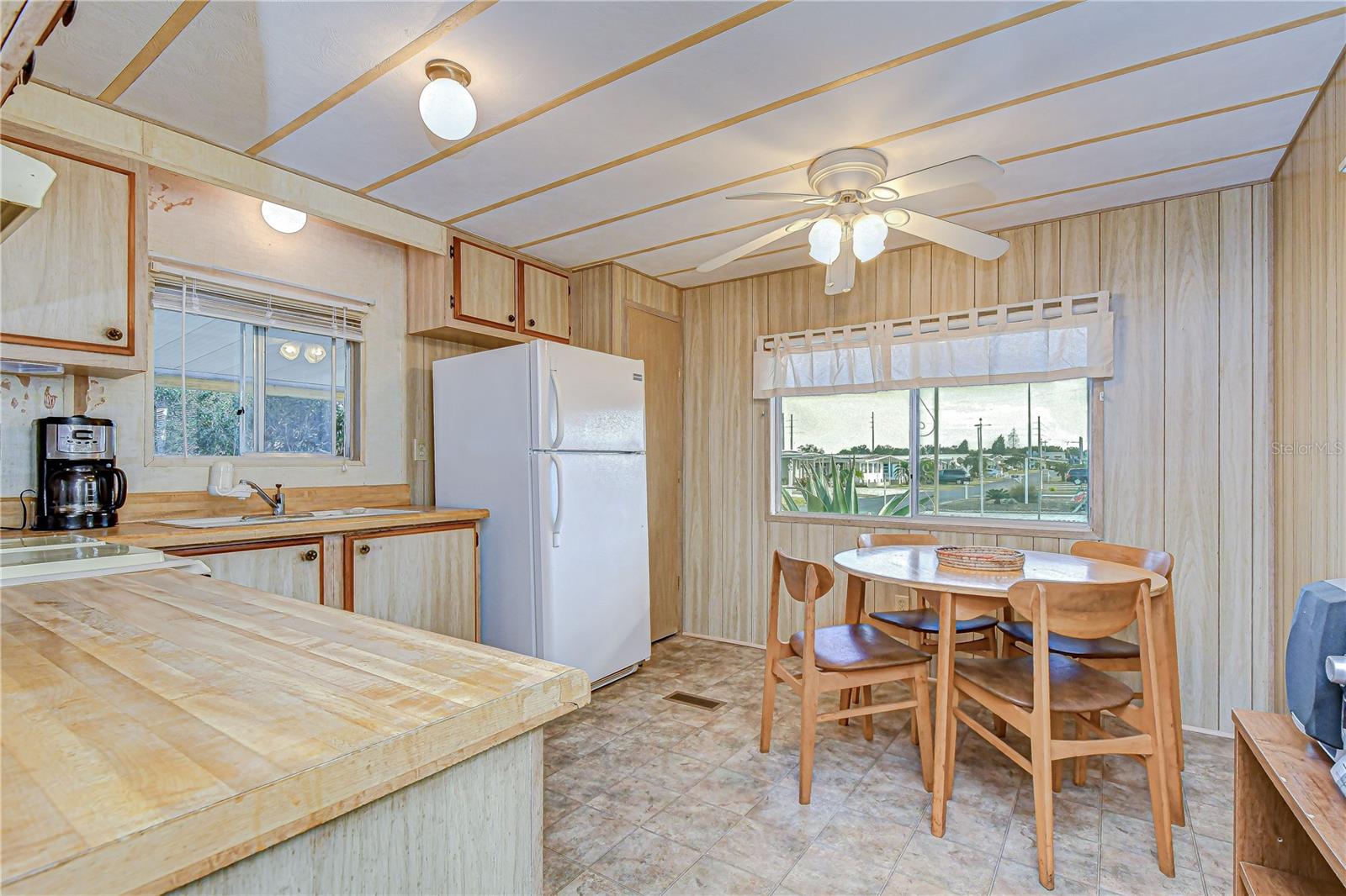 Image 17 of 38 For 35023 Zephyr Shores Drive