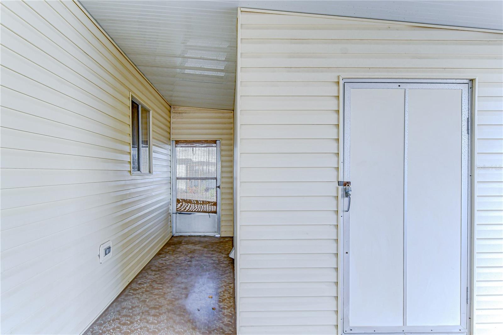 Image 31 of 38 For 35023 Zephyr Shores Drive