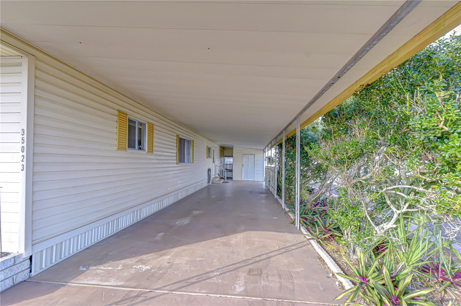 Image 6 of 38 For 35023 Zephyr Shores Drive