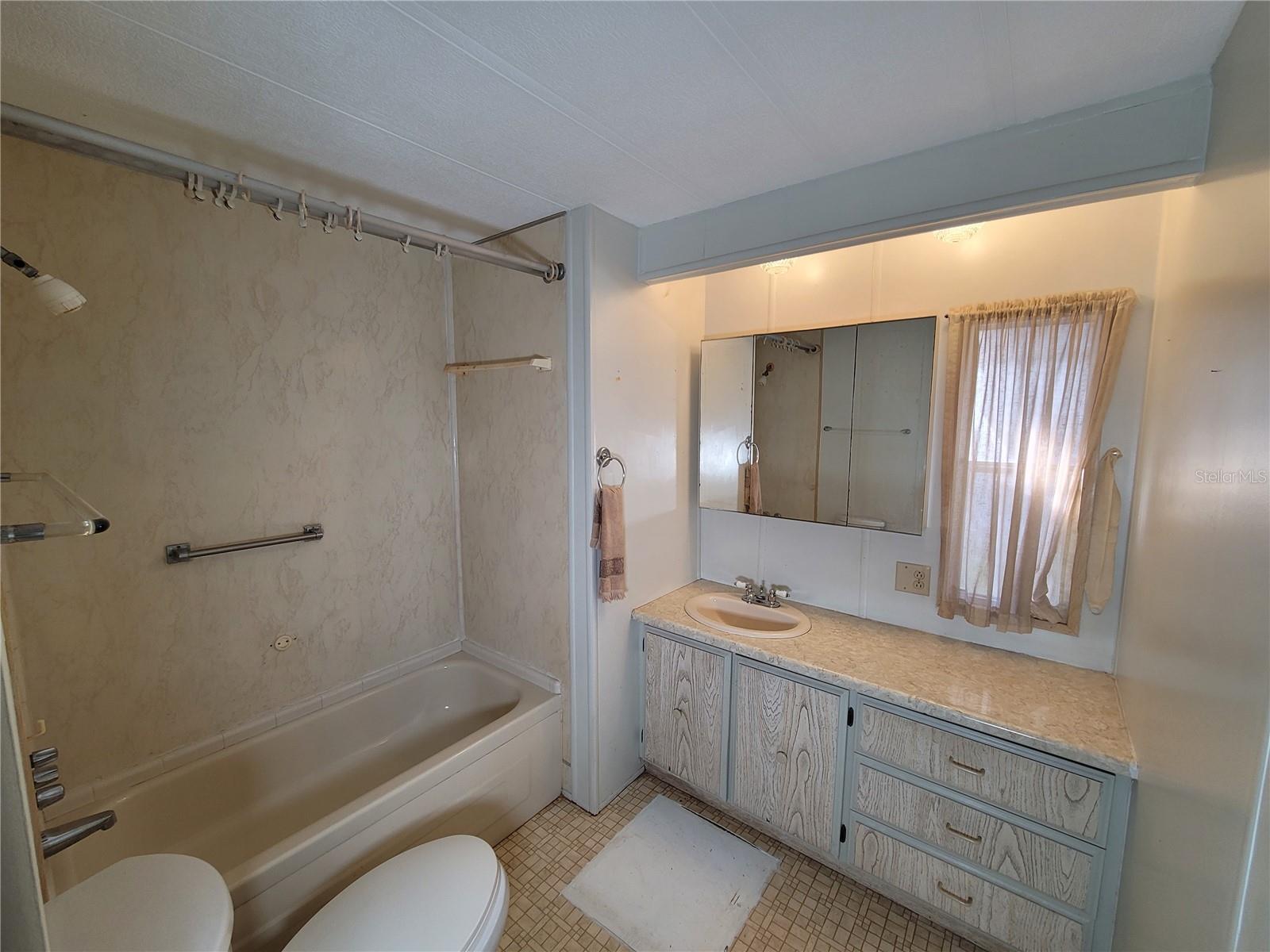 Image 10 of 30 For 5021 Hill Drive