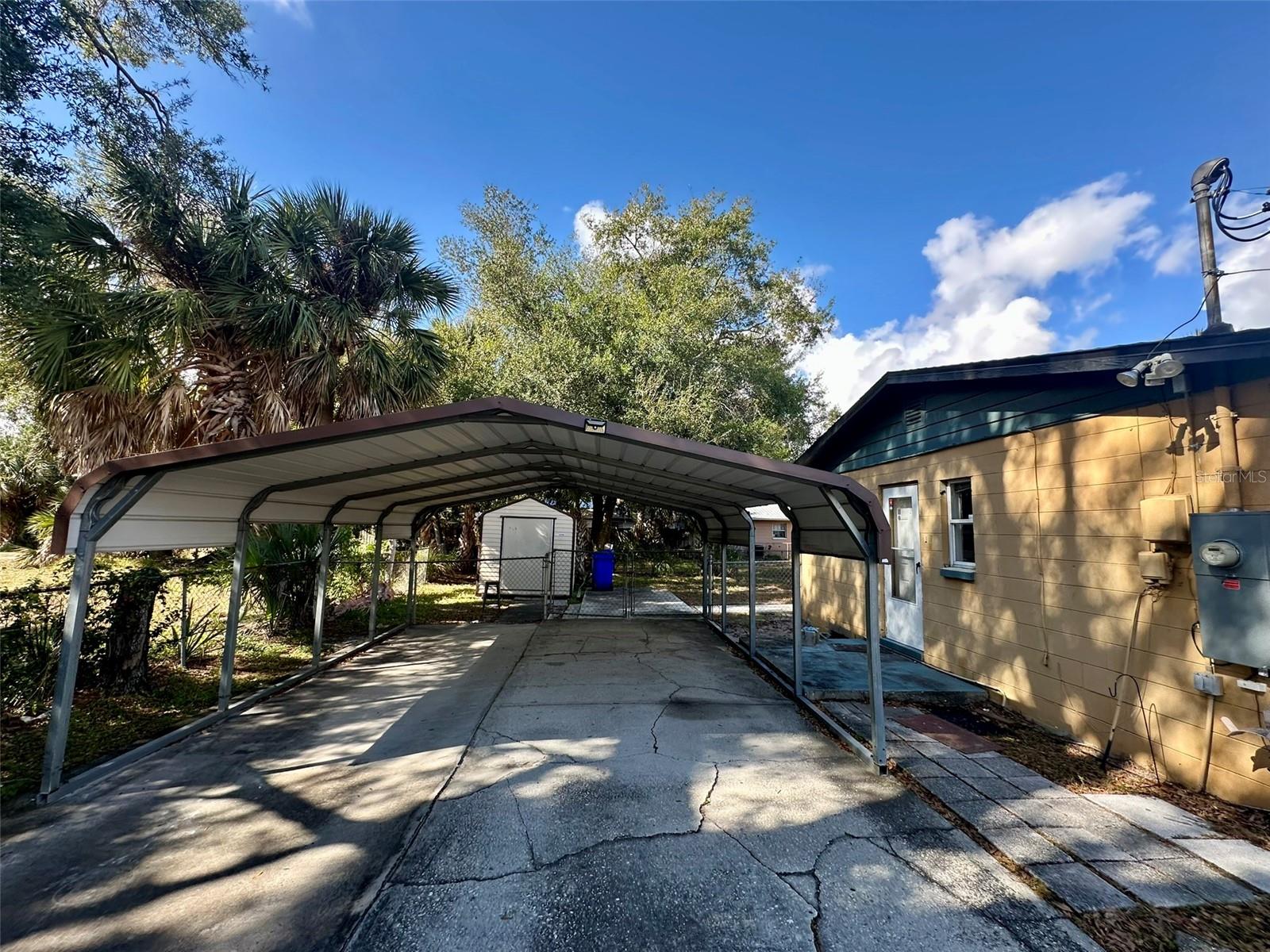 Image 6 of 76 For 820 Martin L King Jr Avenue