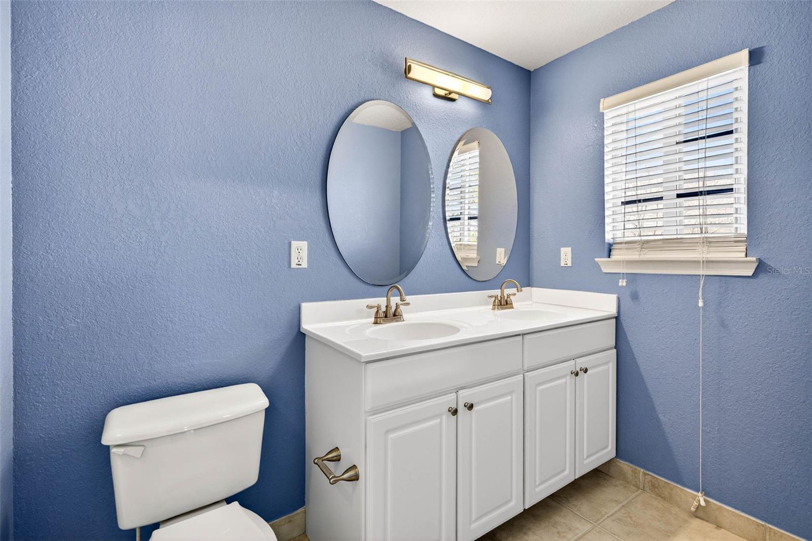 Image 28 of 48 For 9836 Park Village Drive