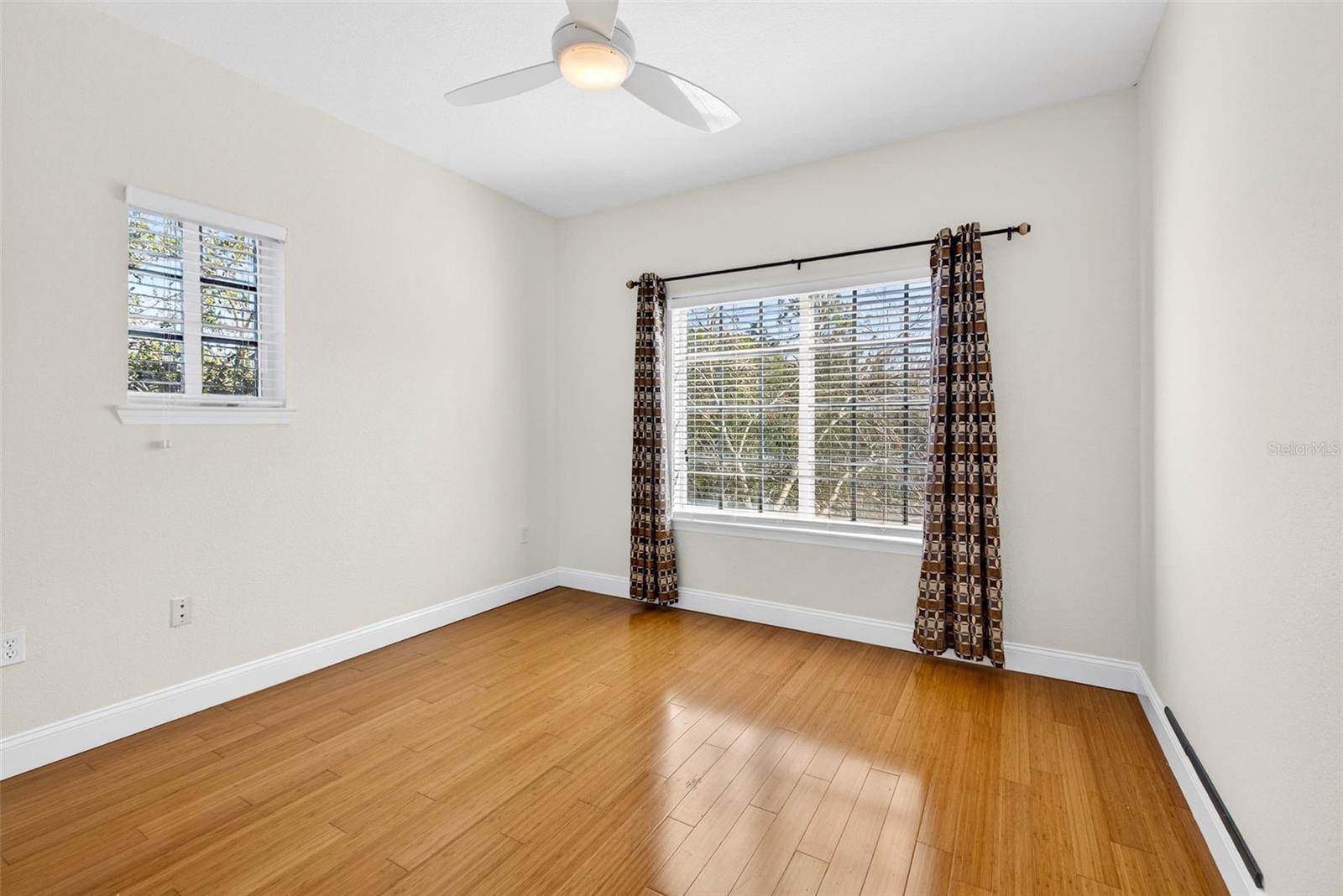 Image 33 of 48 For 9836 Park Village Drive