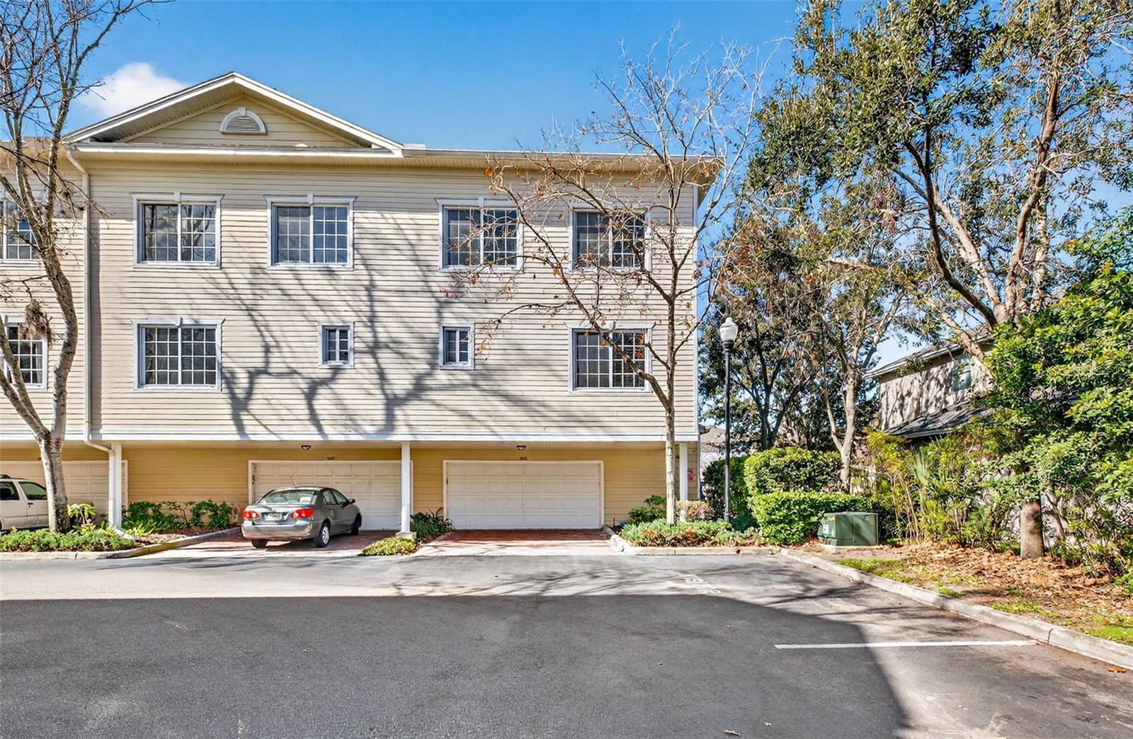 Image 40 of 48 For 9836 Park Village Drive