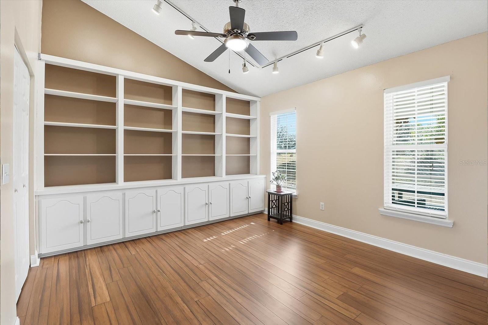 Image 11 of 44 For 8921 Sweetwater Drive