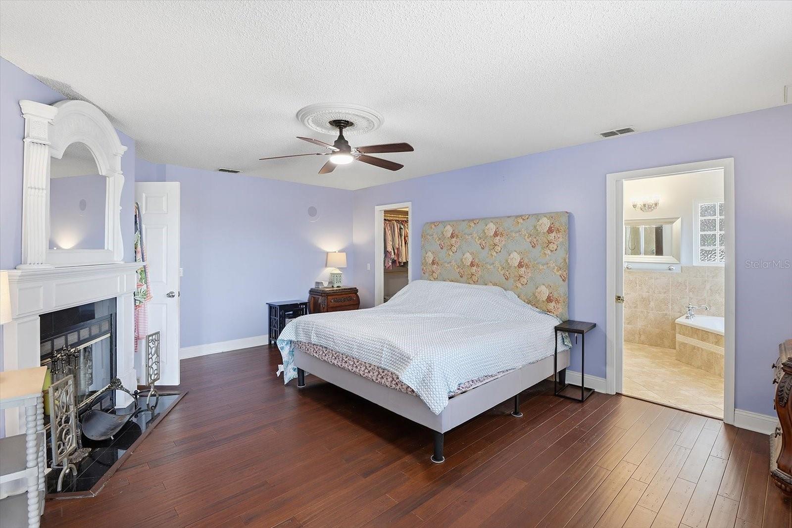 Image 22 of 44 For 8921 Sweetwater Drive