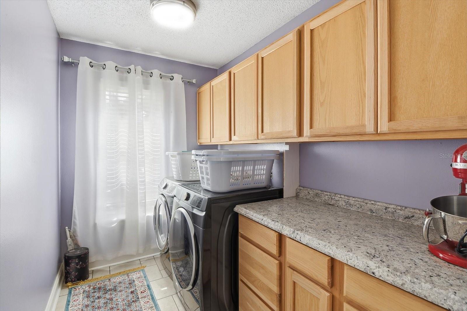 Image 38 of 44 For 8921 Sweetwater Drive