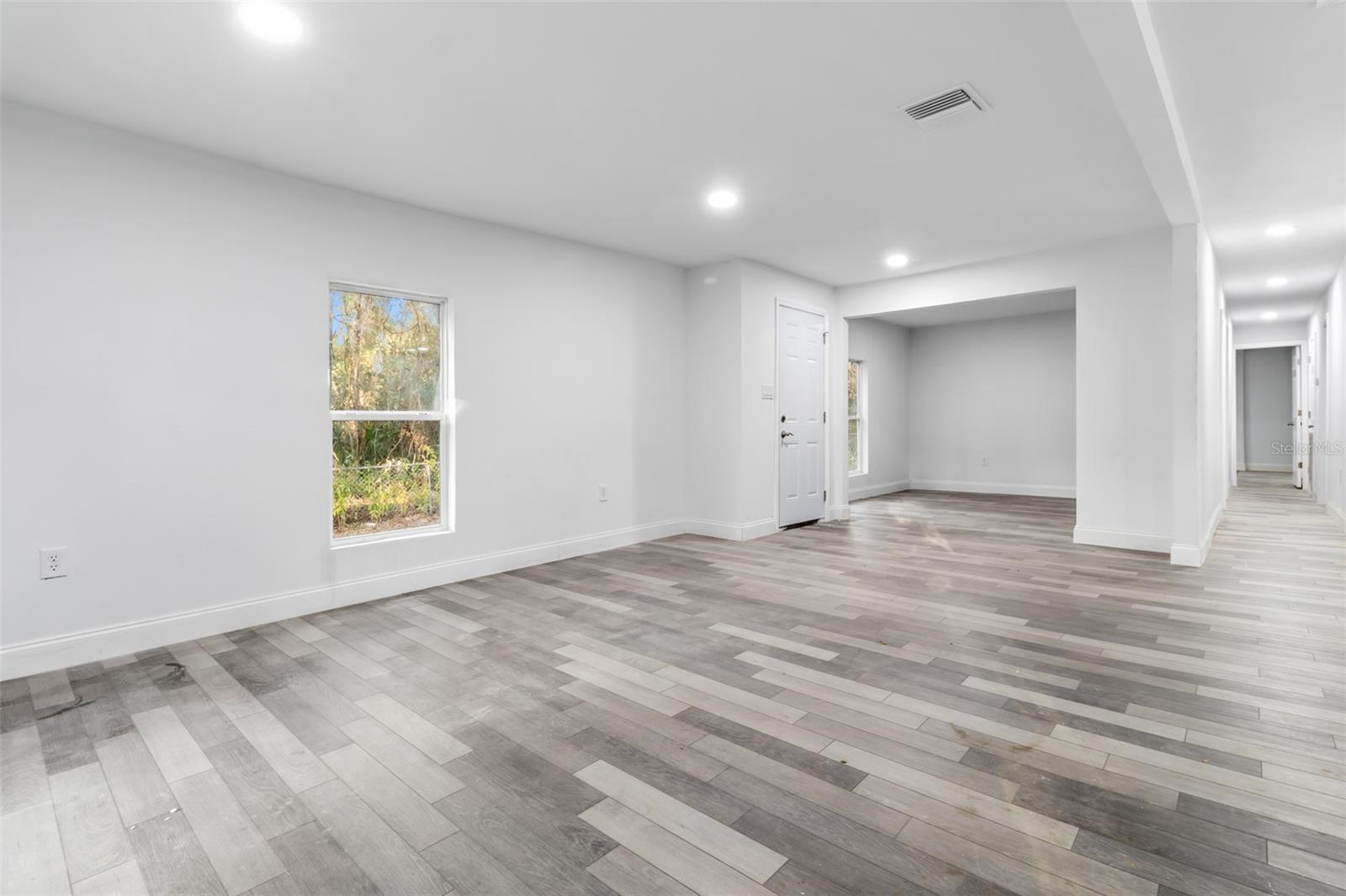 Image 12 of 28 For 18186 Ferry Avenue