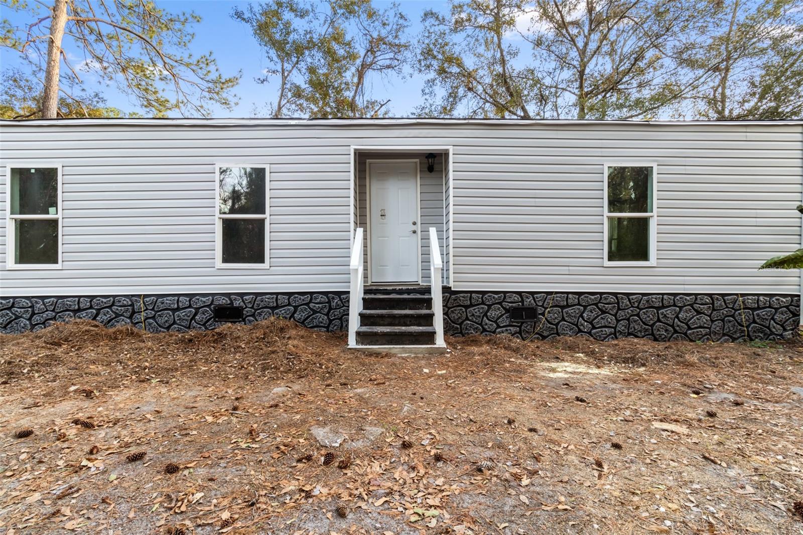 Image 2 of 28 For 18186 Ferry Avenue