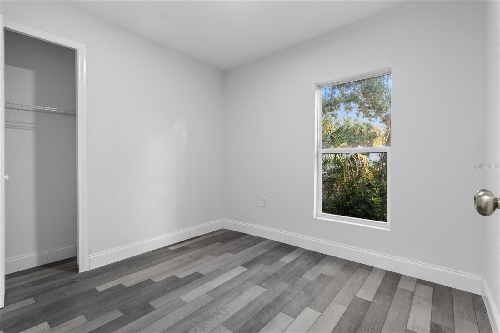 Image 25 of 28 For 18186 Ferry Avenue