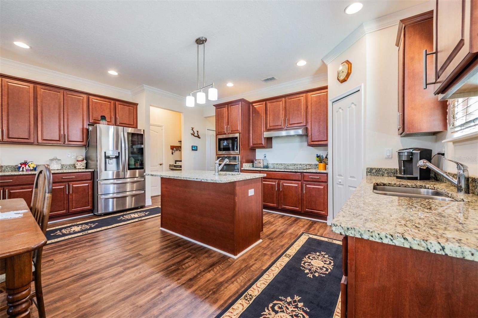 Image 10 of 39 For 4712 Doyle Drive