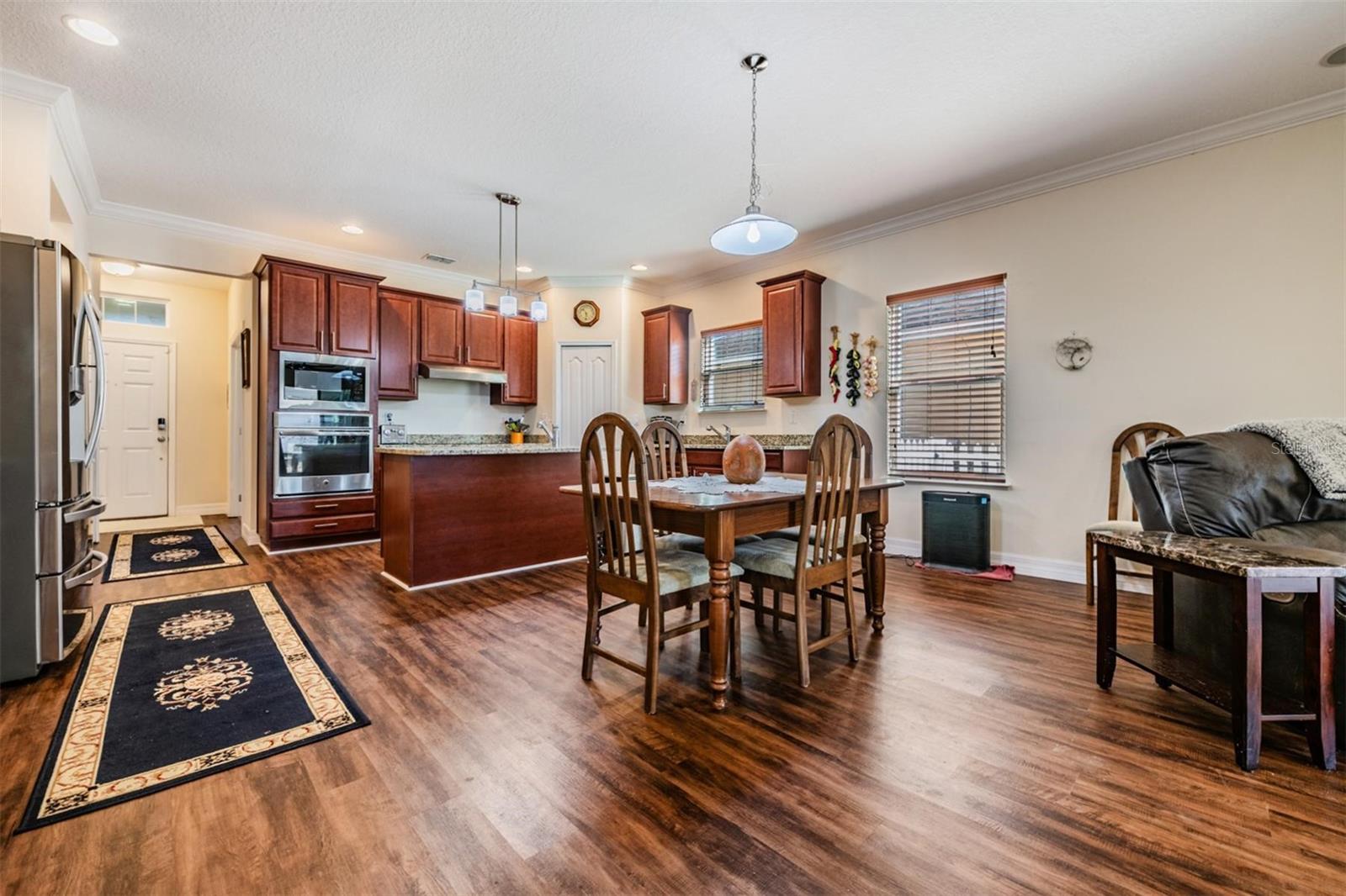 Image 11 of 39 For 4712 Doyle Drive