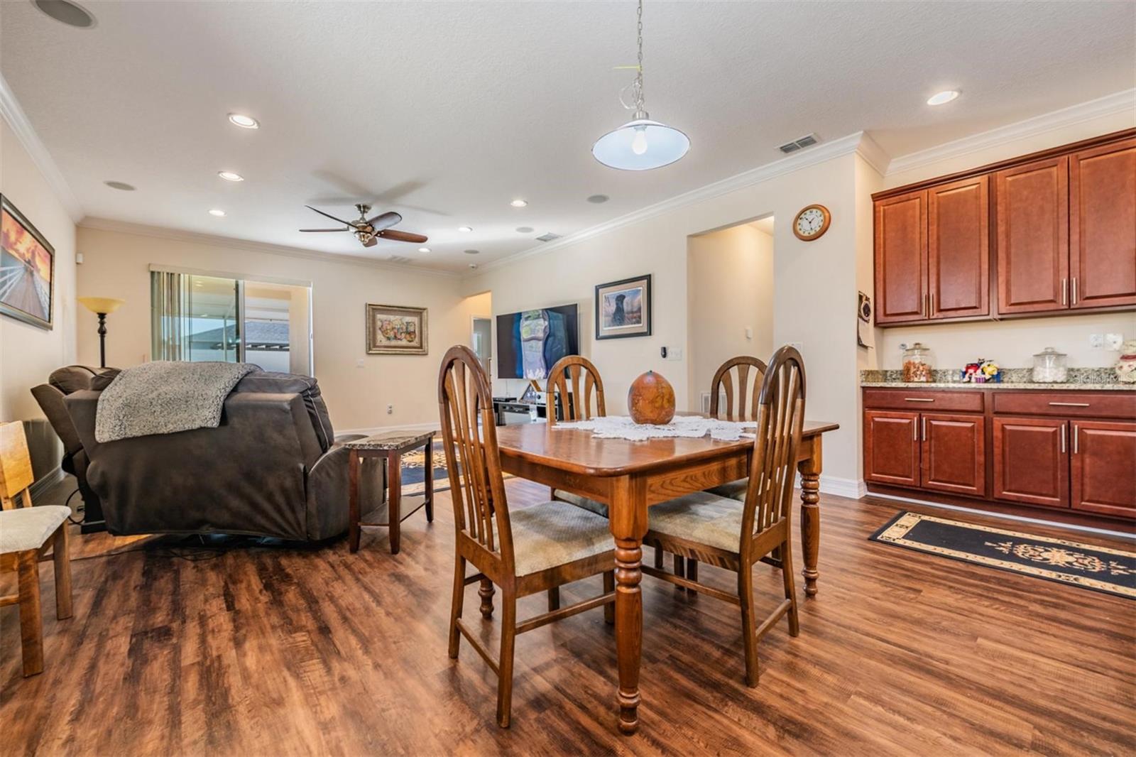 Image 12 of 39 For 4712 Doyle Drive