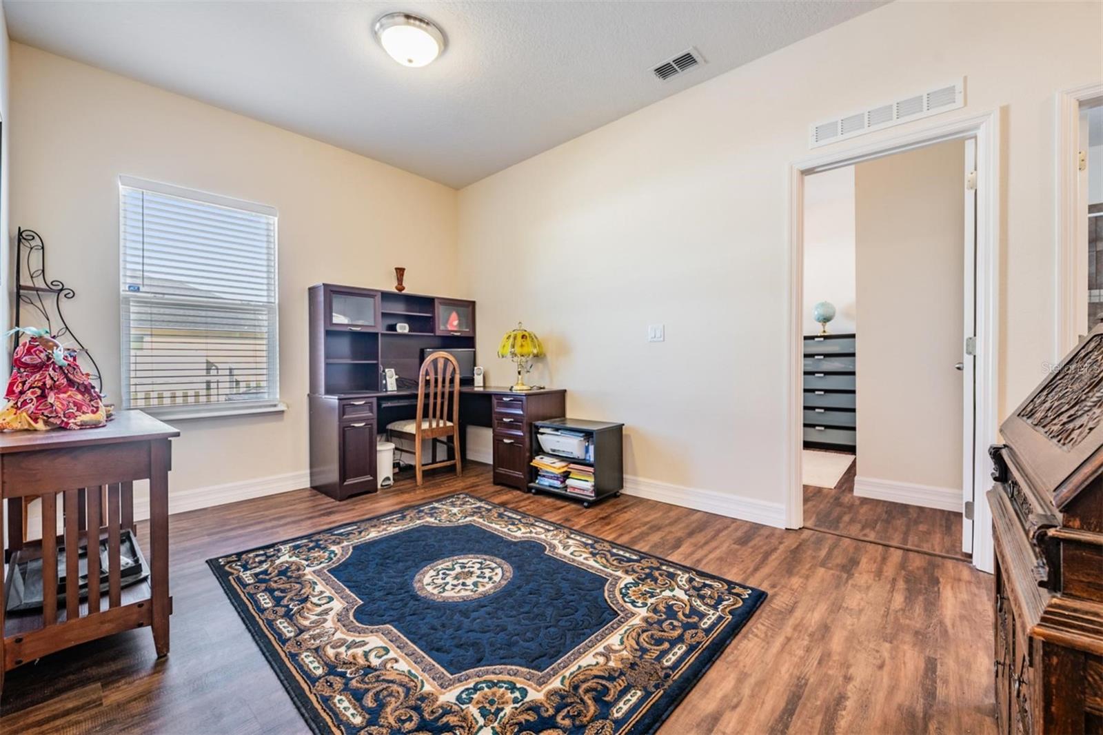 Image 22 of 39 For 4712 Doyle Drive