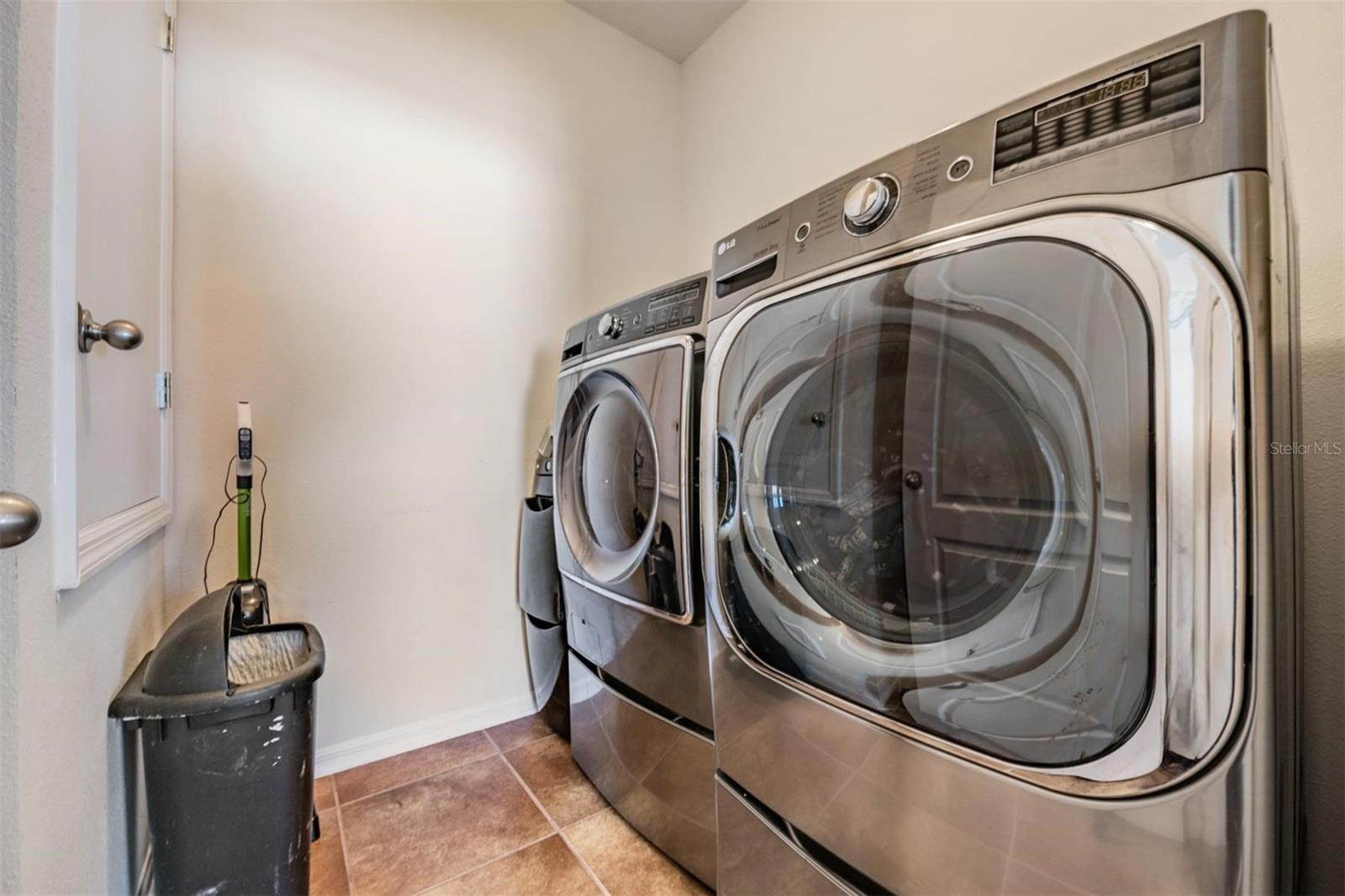 Image 25 of 39 For 4712 Doyle Drive