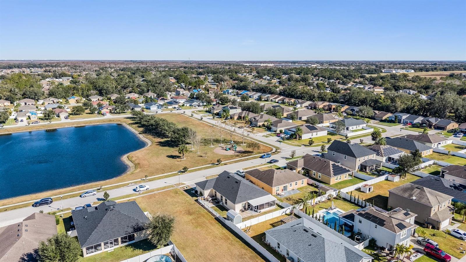 Image 34 of 39 For 4712 Doyle Drive