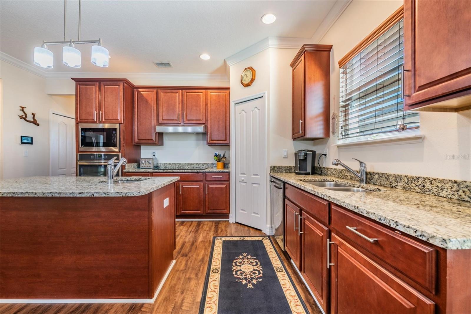 Image 9 of 39 For 4712 Doyle Drive