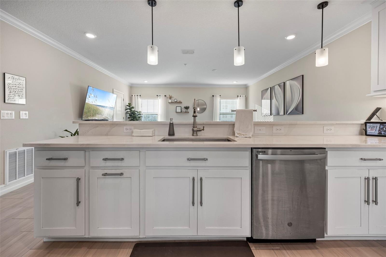 Image 17 of 83 For 5351 Bridge Street 2