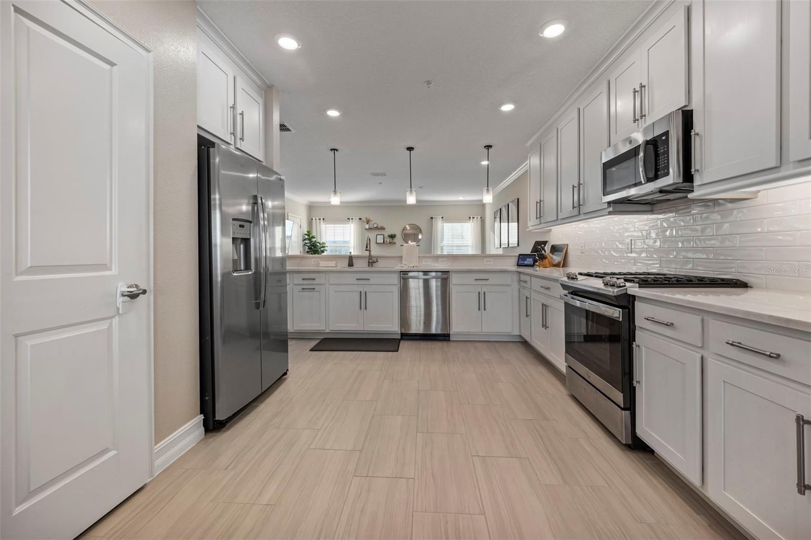 Image 20 of 83 For 5351 Bridge Street 2