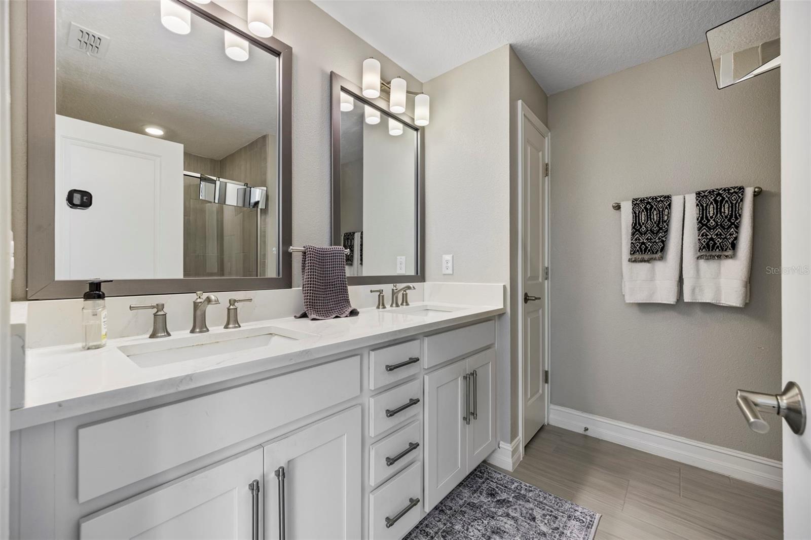 Image 40 of 83 For 5351 Bridge Street 2