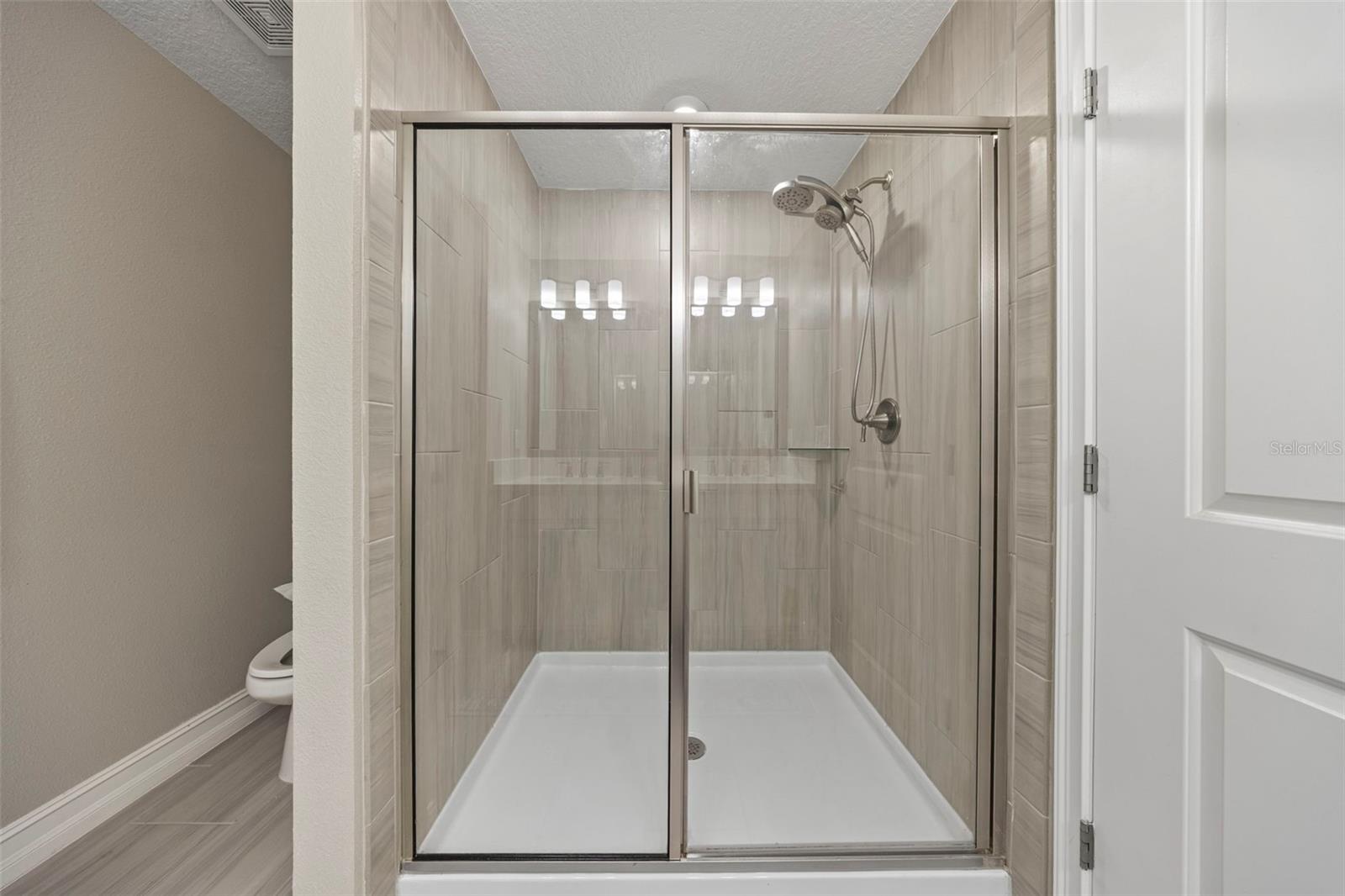 Image 42 of 83 For 5351 Bridge Street 2