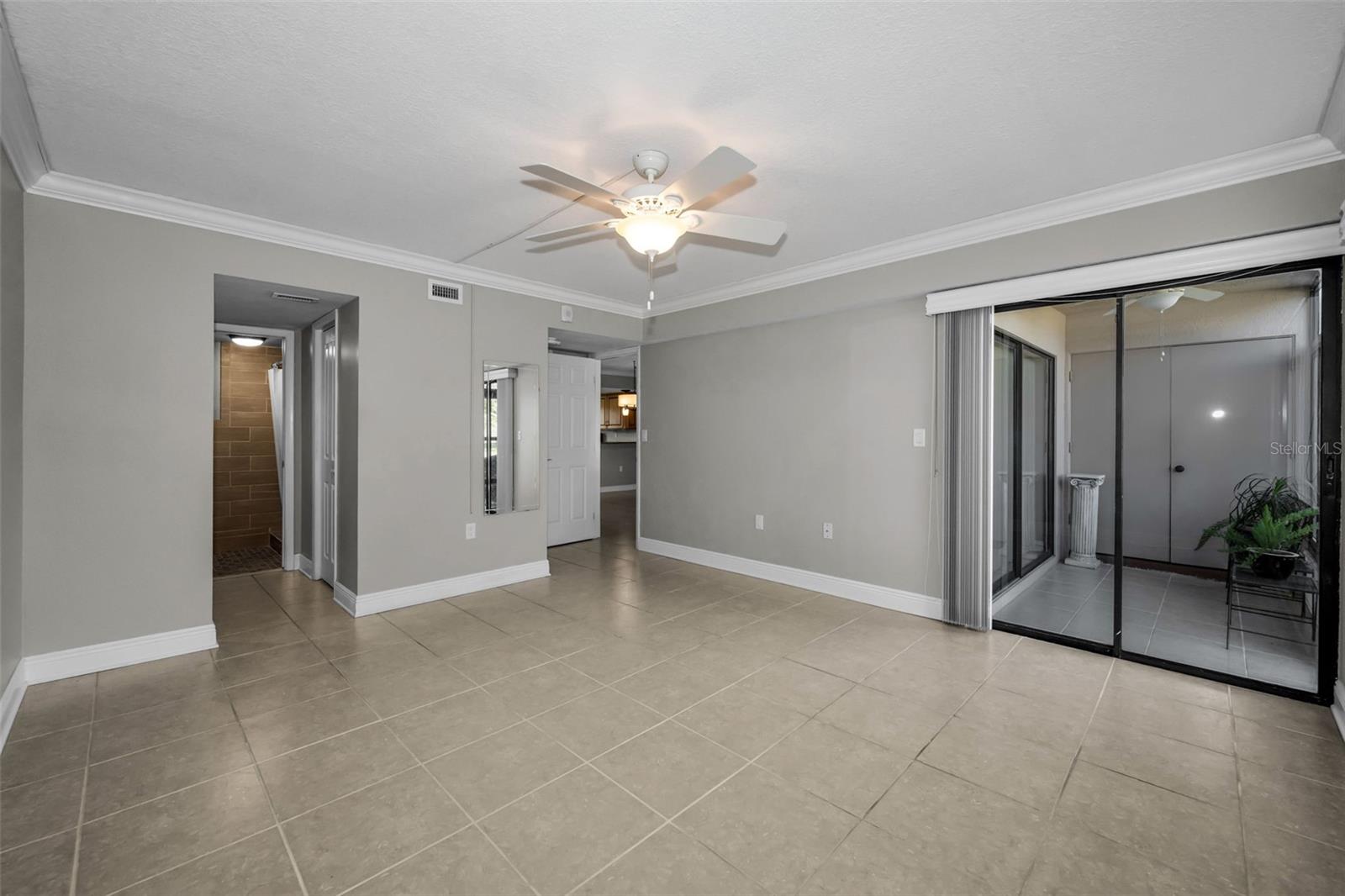 Image 29 of 55 For 103 Camille Court 51