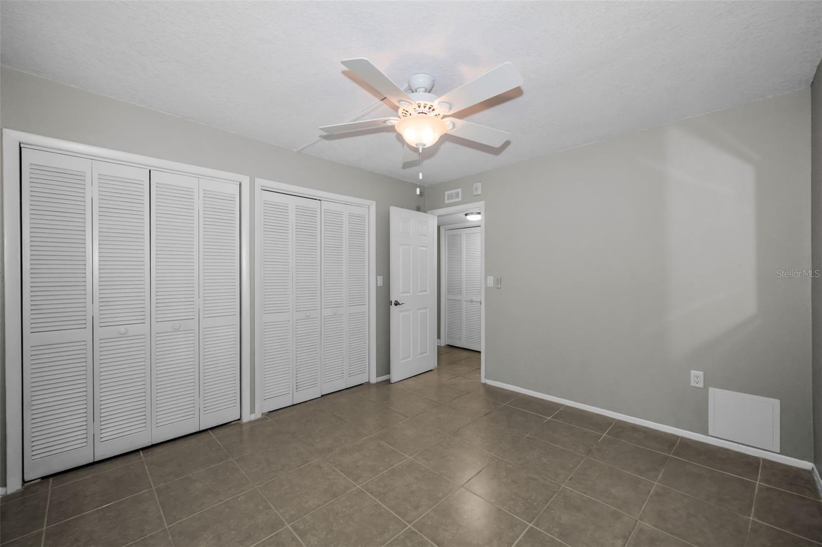 Image 34 of 55 For 103 Camille Court 51