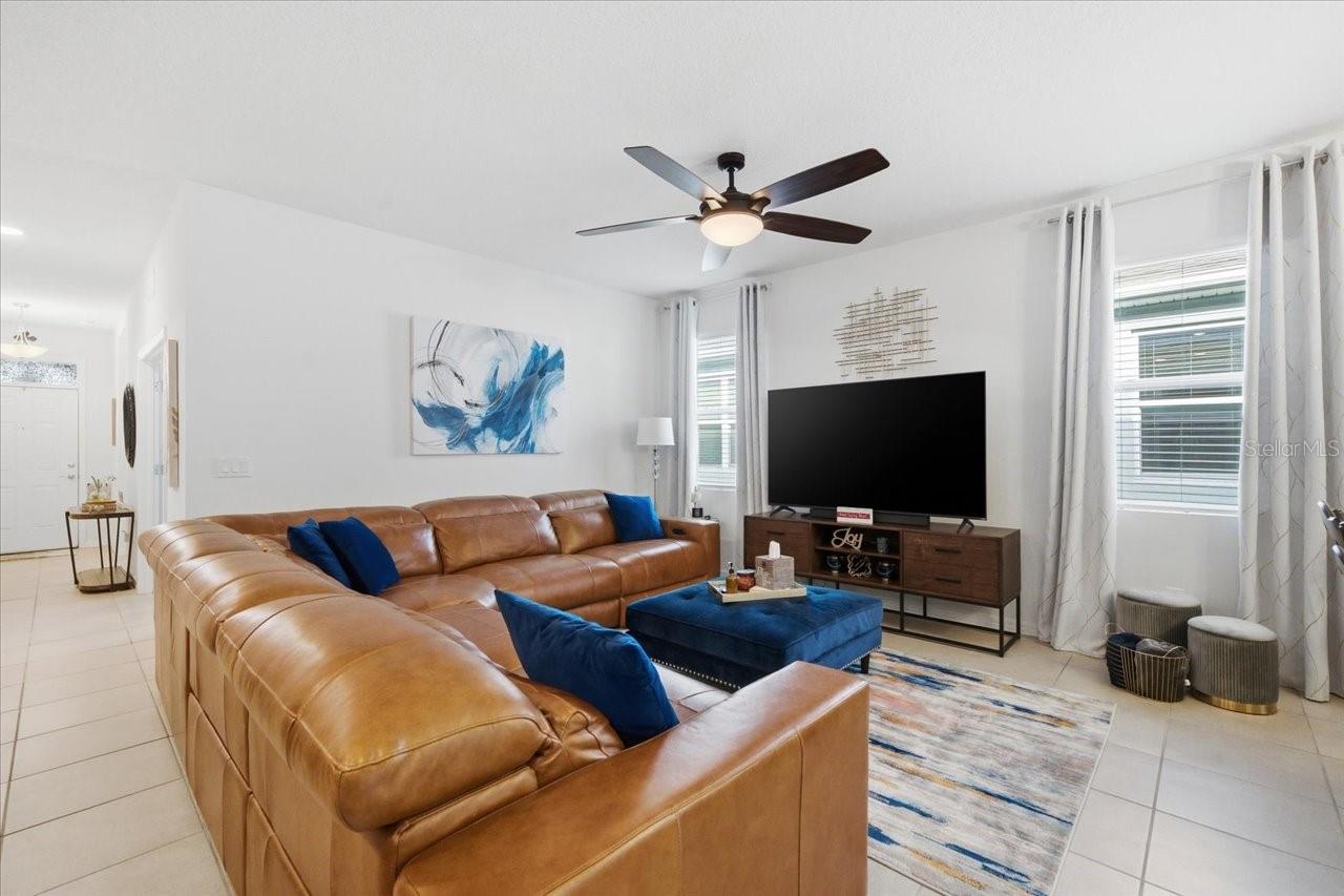 Image 11 of 54 For 13766 Hunting Creek Place