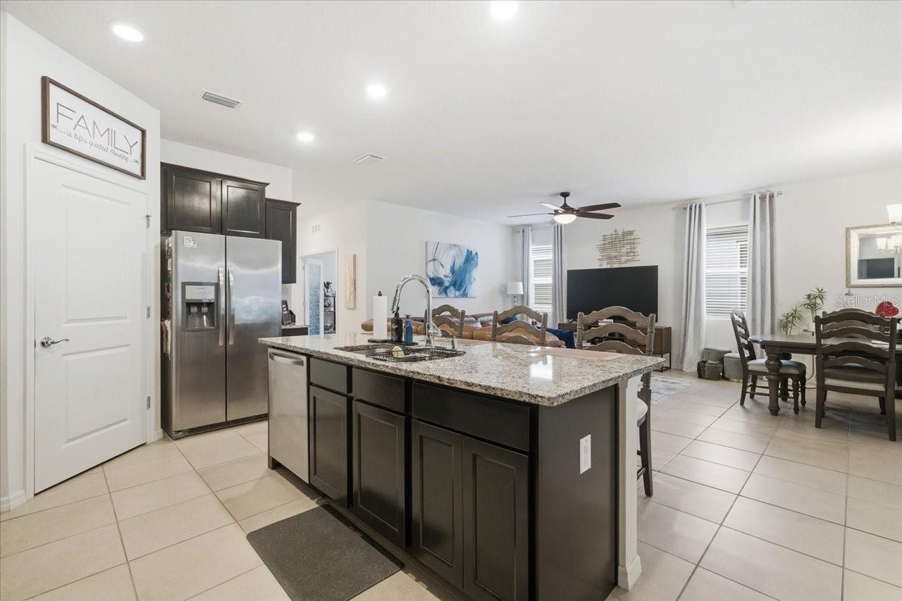 Image 21 of 54 For 13766 Hunting Creek Place