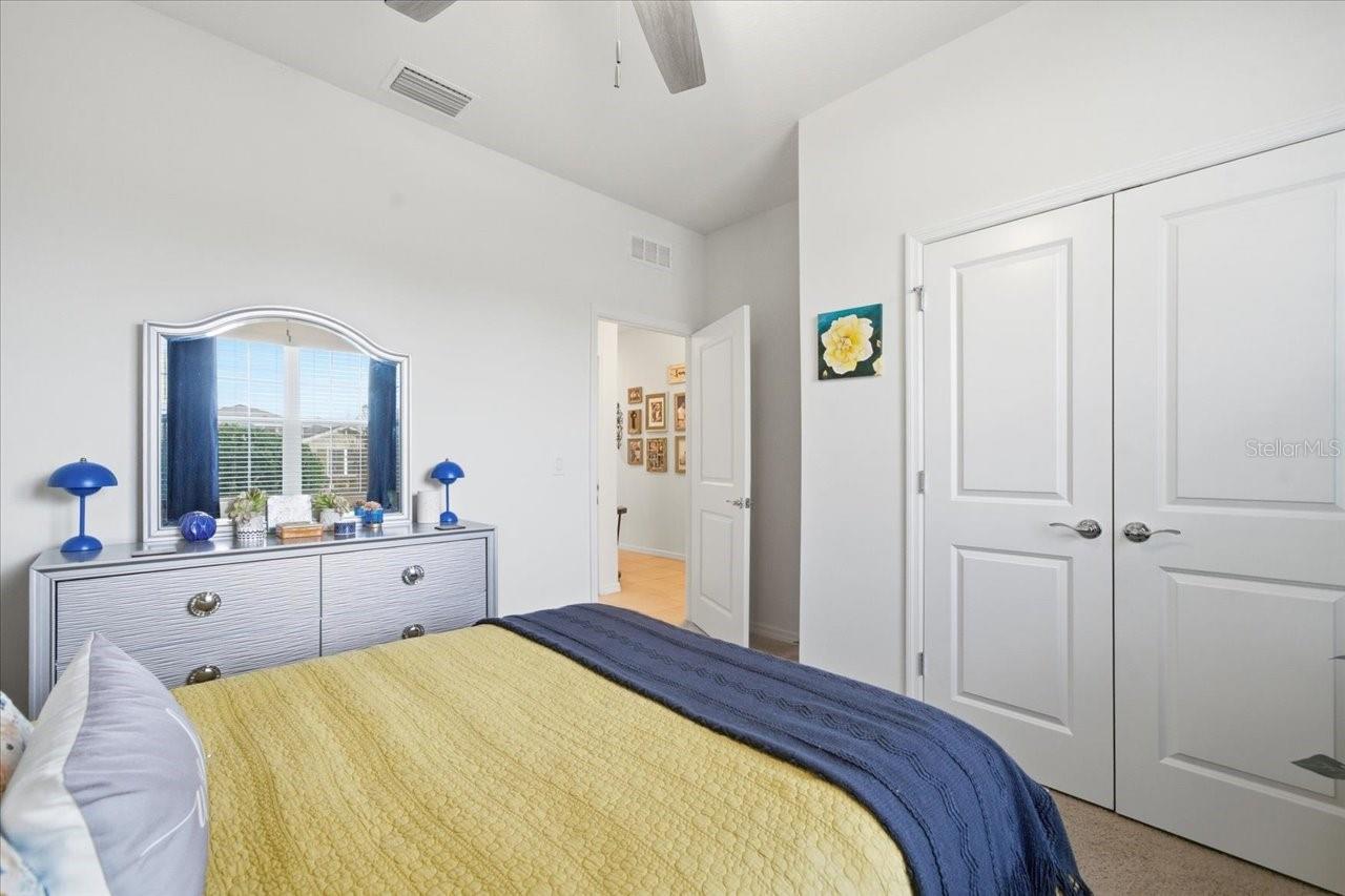 Image 27 of 54 For 13766 Hunting Creek Place