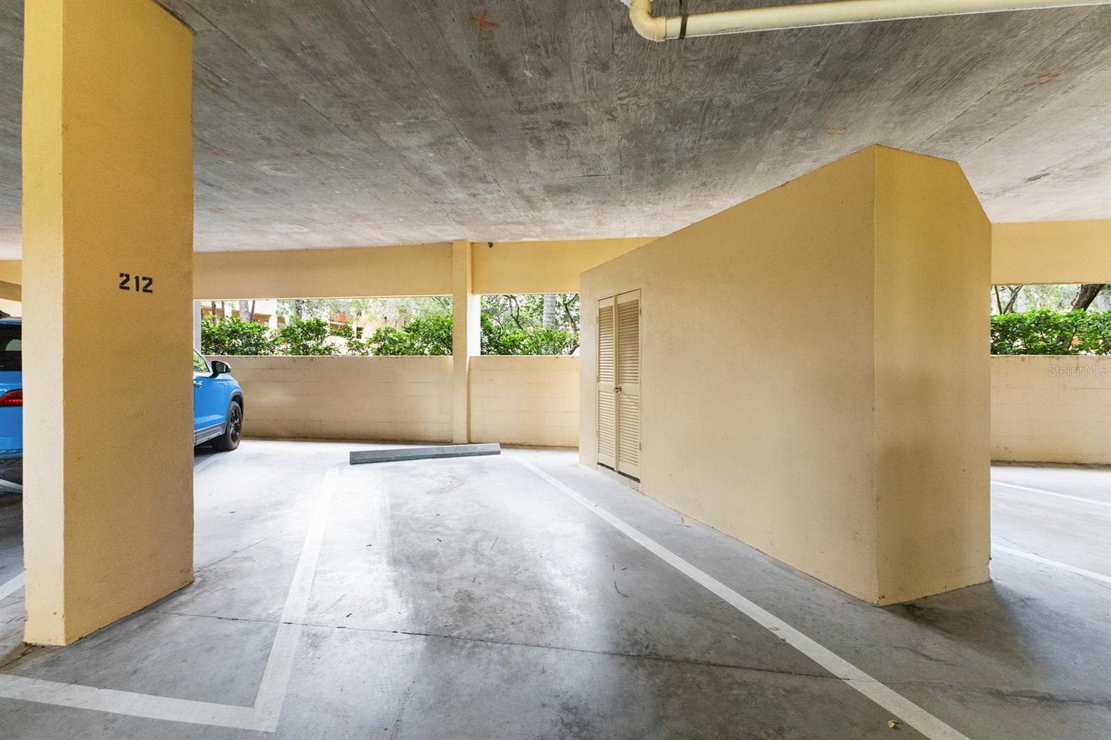 Image 51 of 75 For 3076 Eastland Boulevard 404