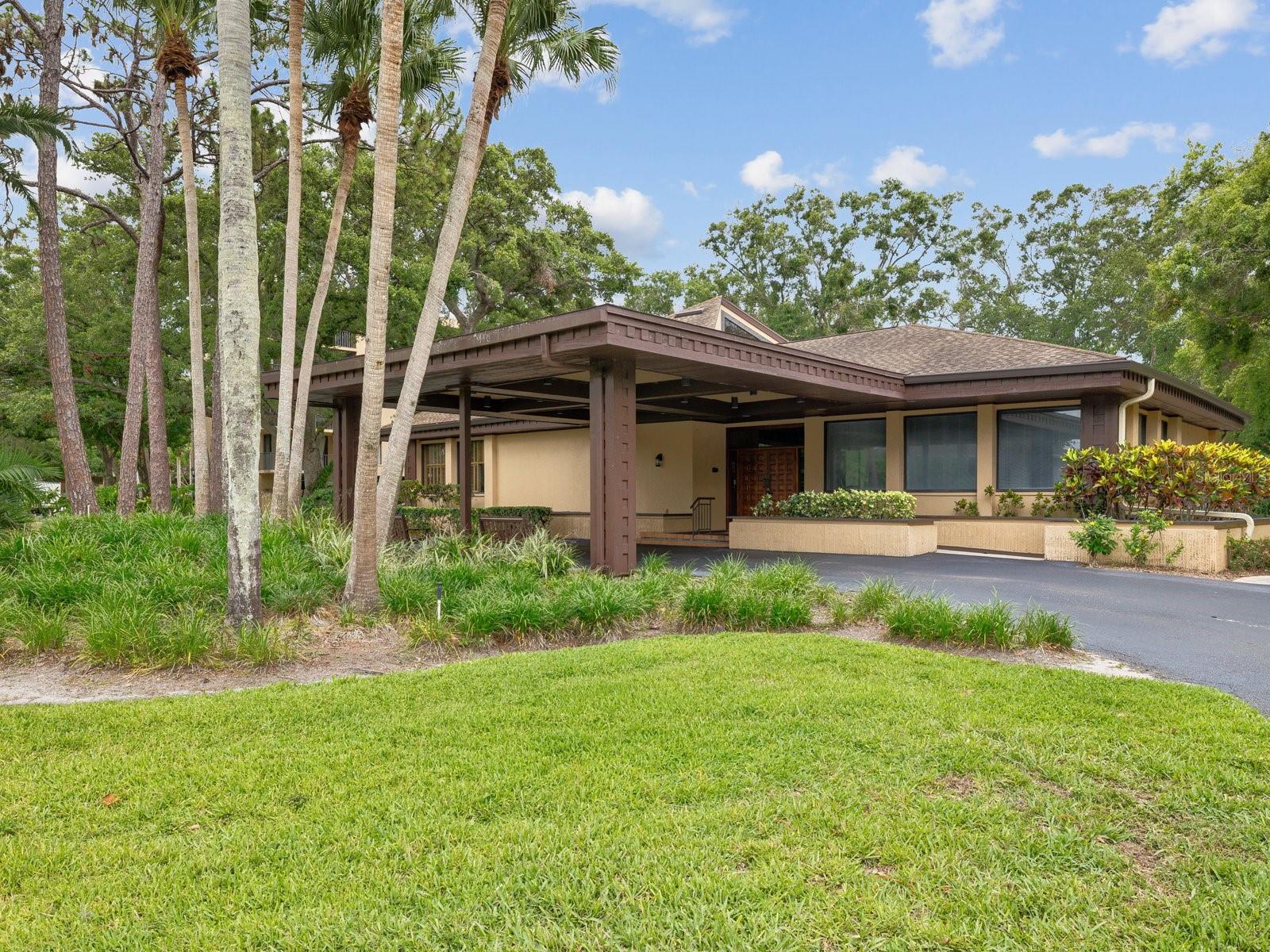 Image 54 of 75 For 3076 Eastland Boulevard 404